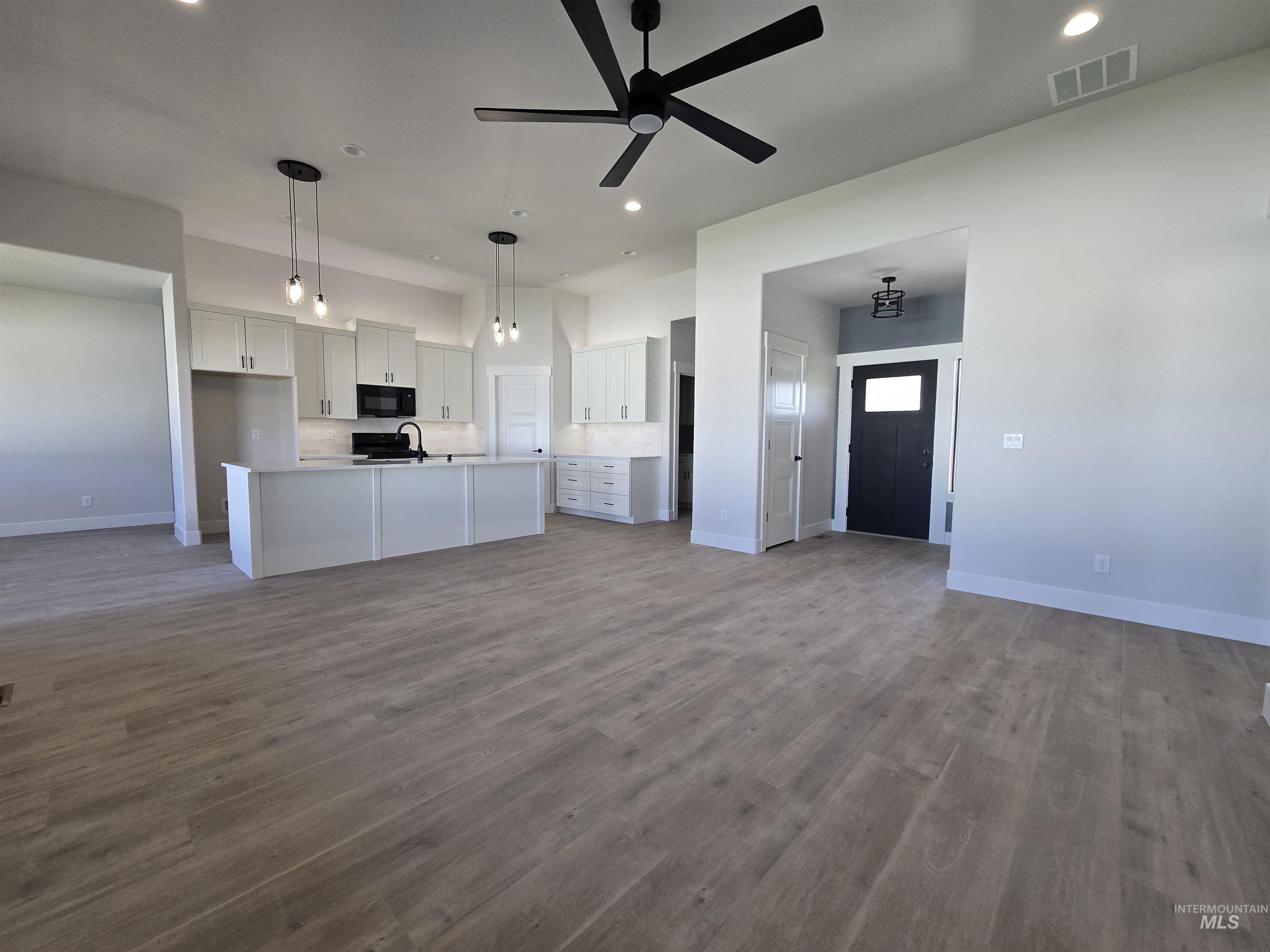 531 Full Moon Way Property Photo 11