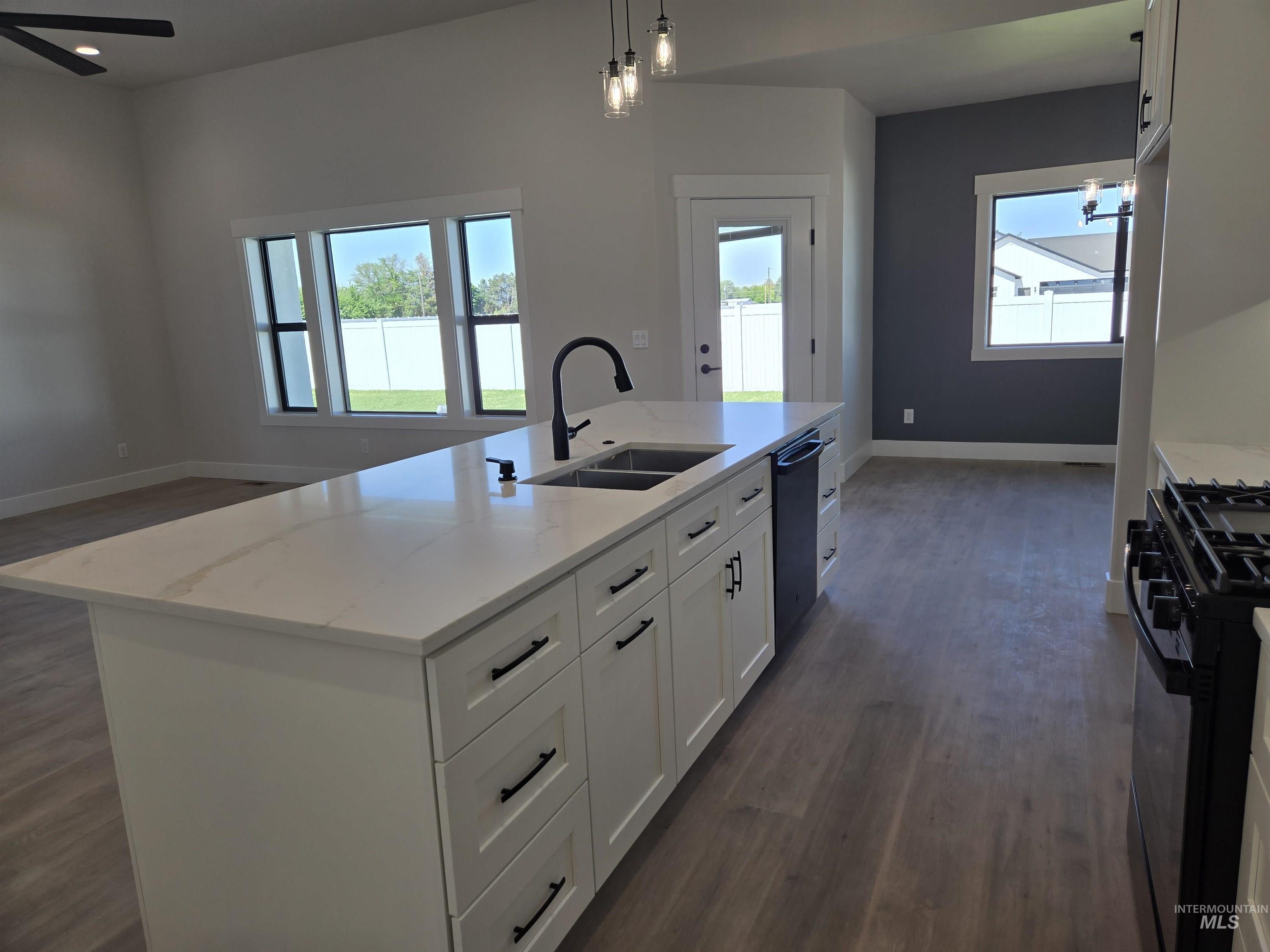 531 Full Moon Way Property Photo 15