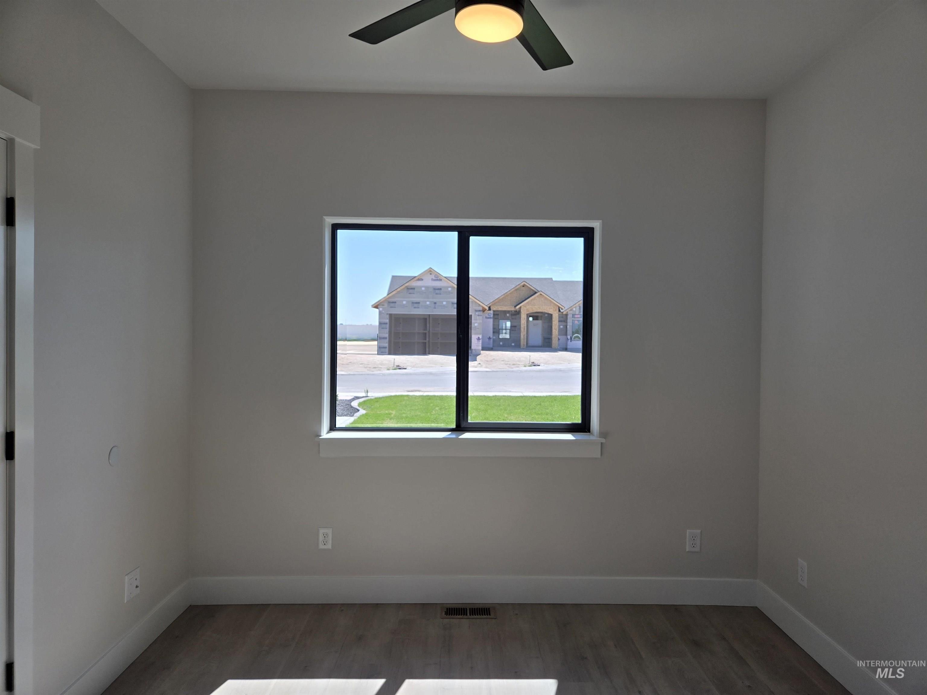 531 Full Moon Way Property Photo 30