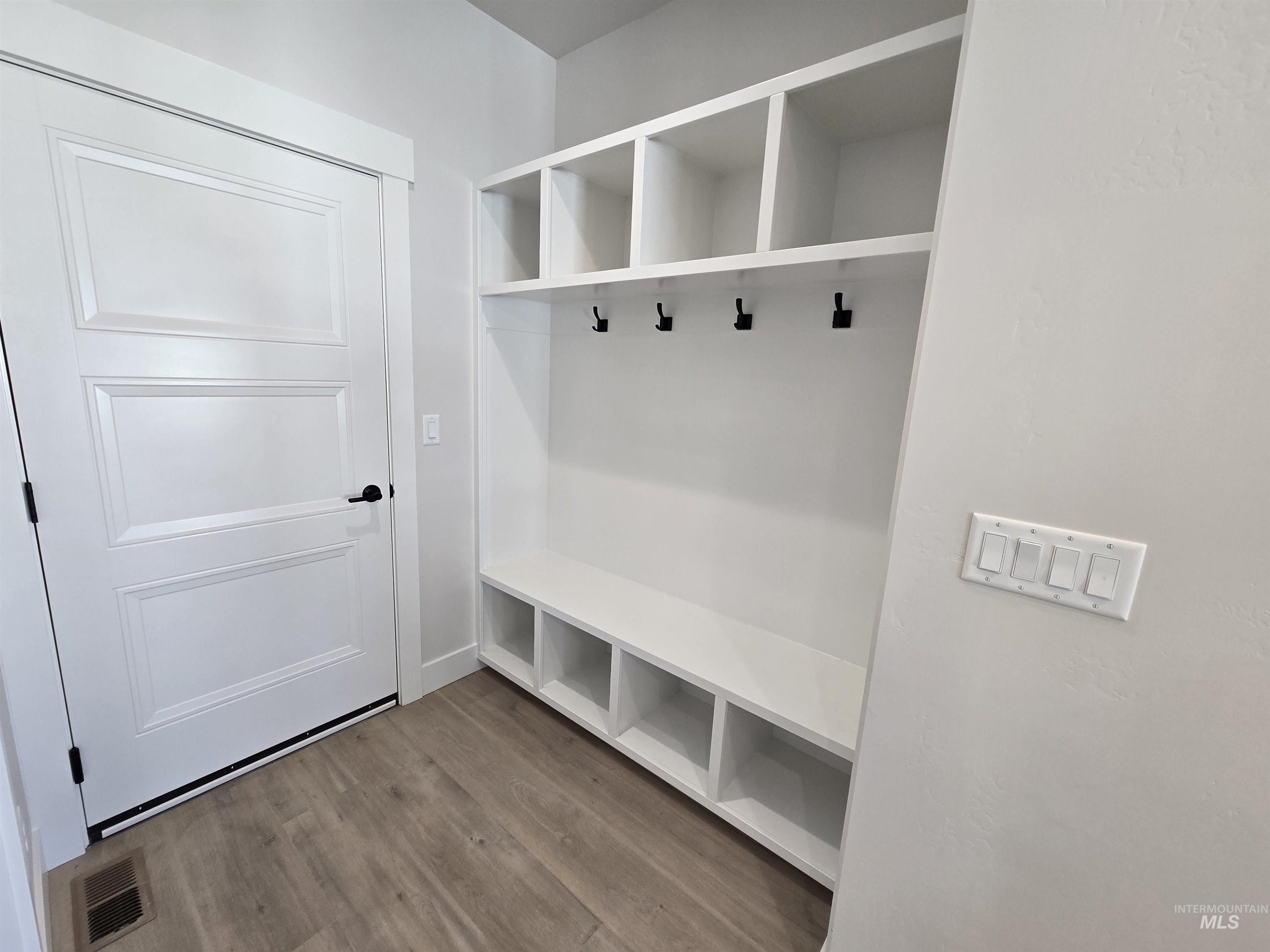 531 Full Moon Way Property Photo 37