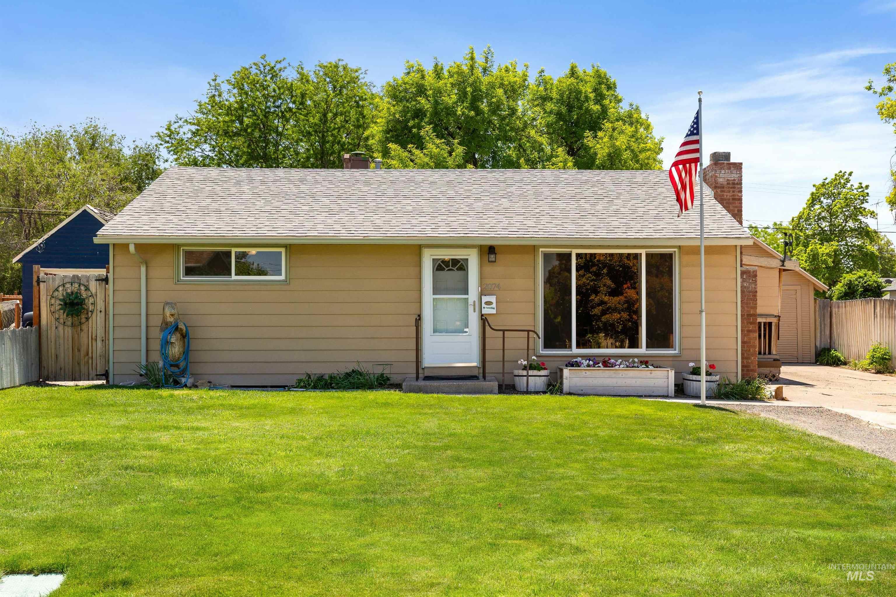 2074 11th Avenue E Property Photo 1