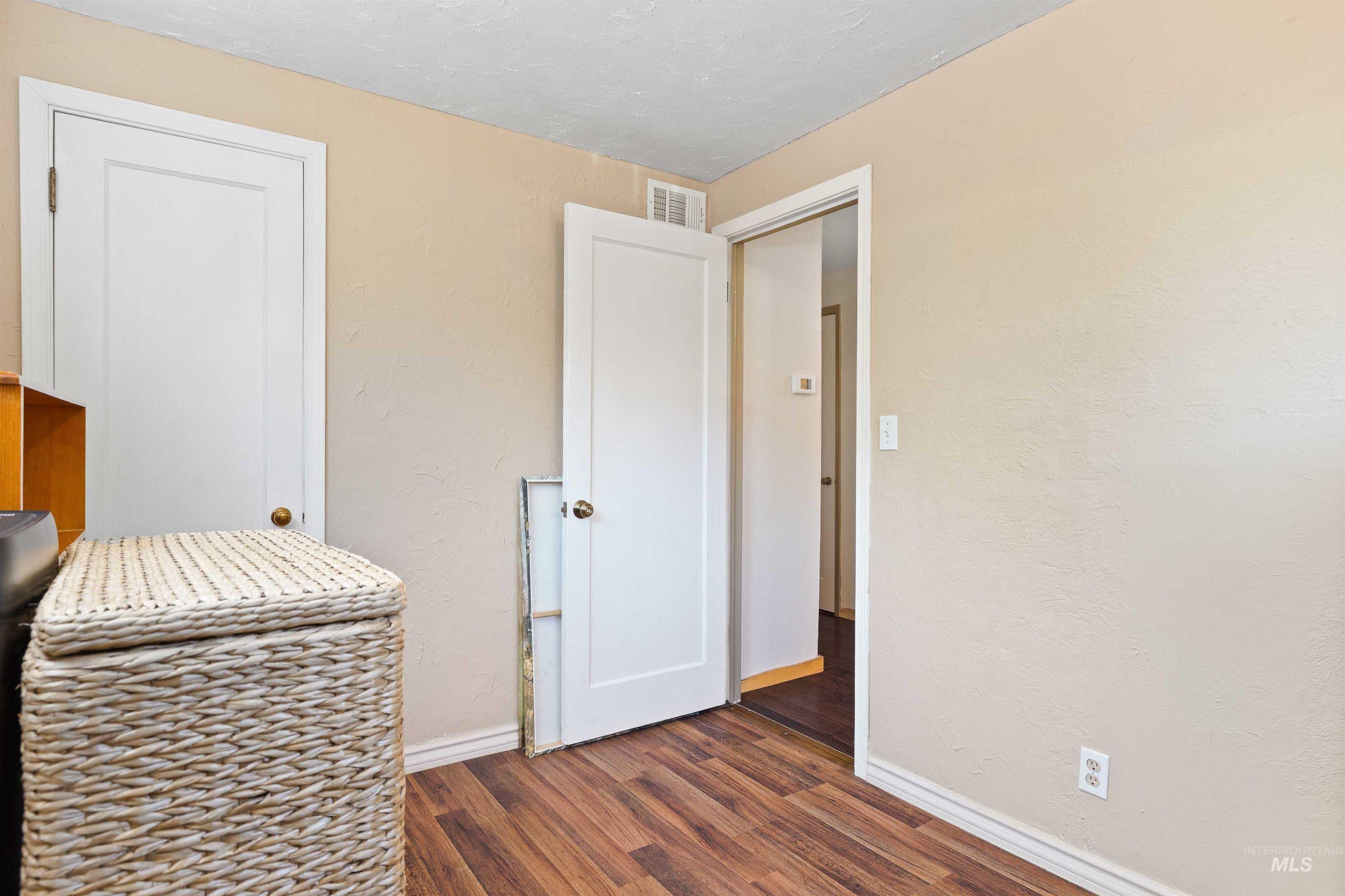 2074 11th Avenue E Property Photo 14