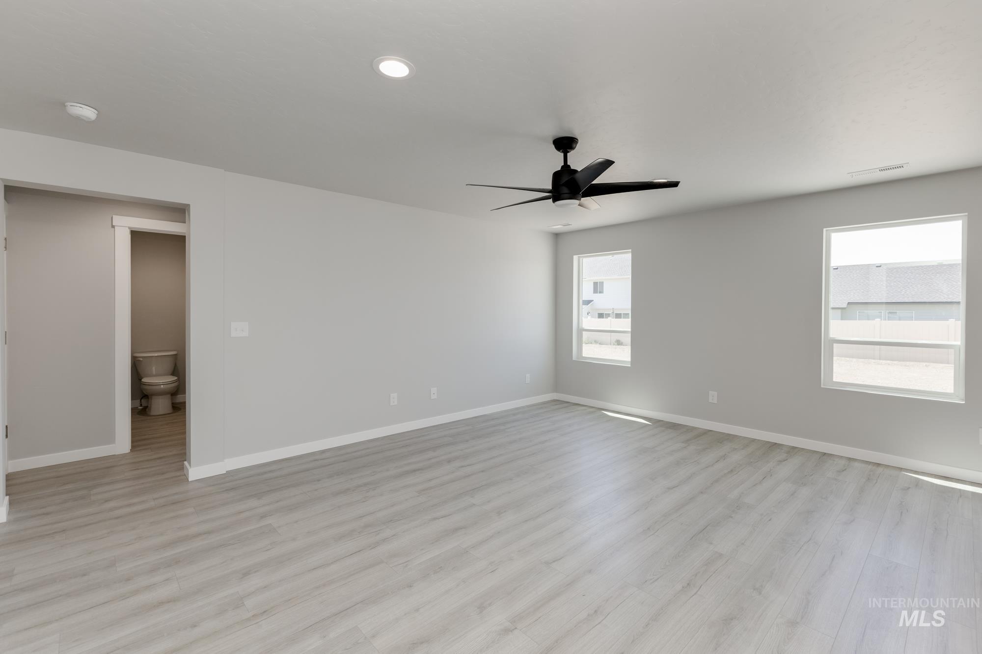 2385 N Lithodora Ave Property Photo 8