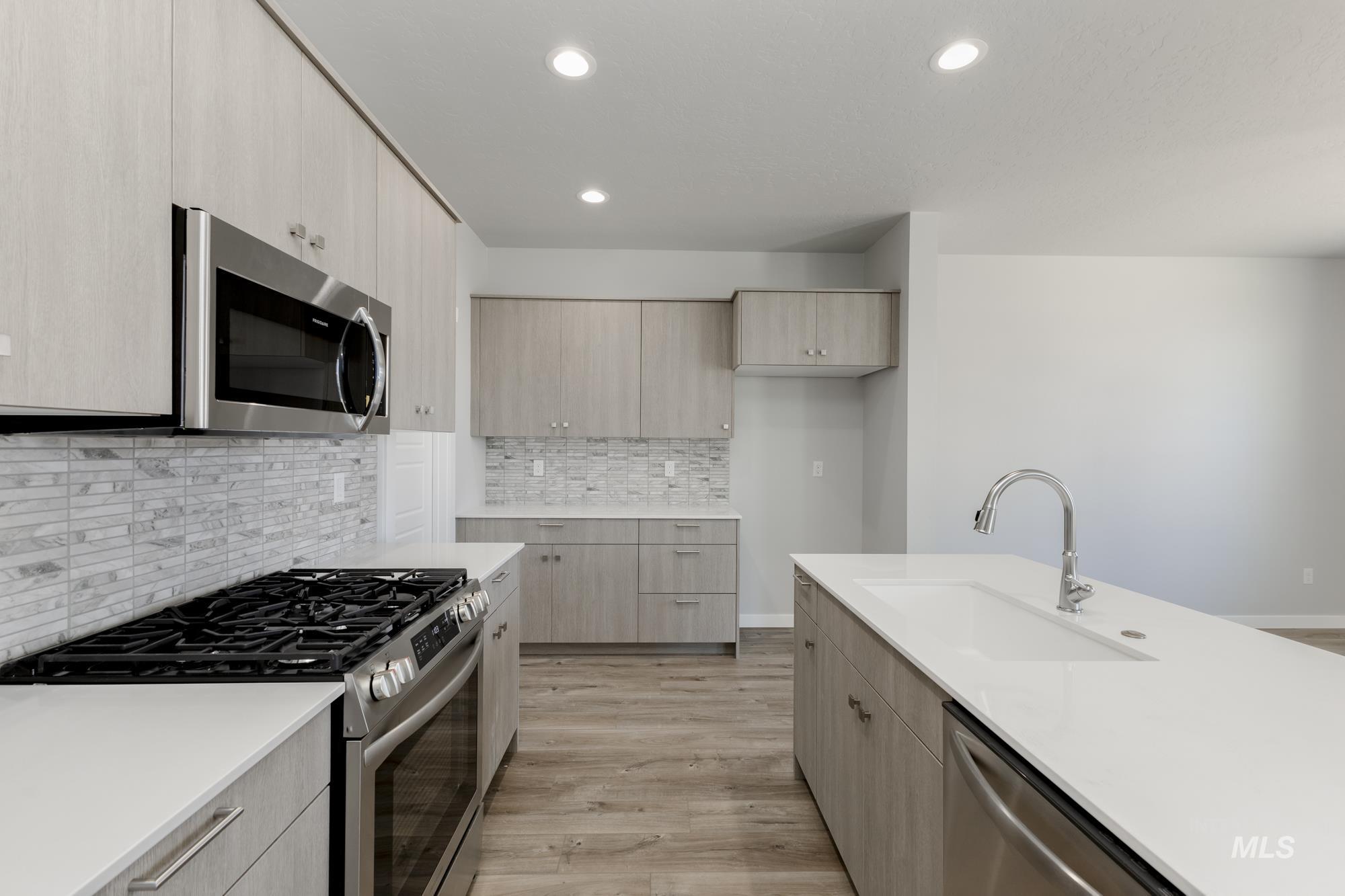 4285 E Woodmurra St Property Photo 6