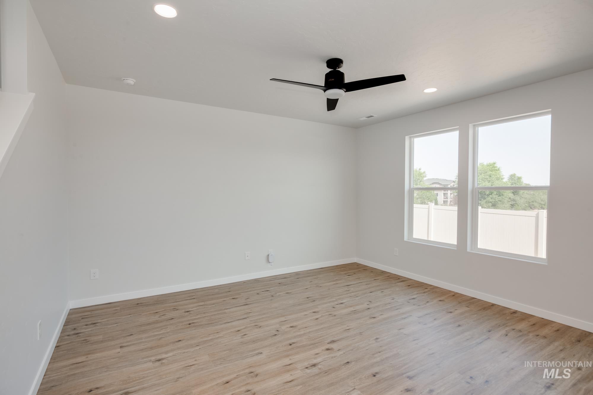 5011 S Amorita Ave Property Photo 10