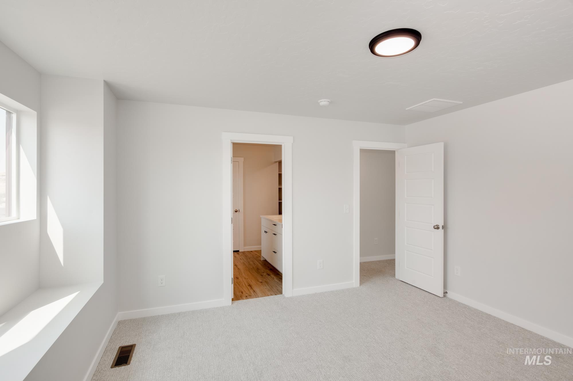 5011 S Amorita Ave Property Photo 19