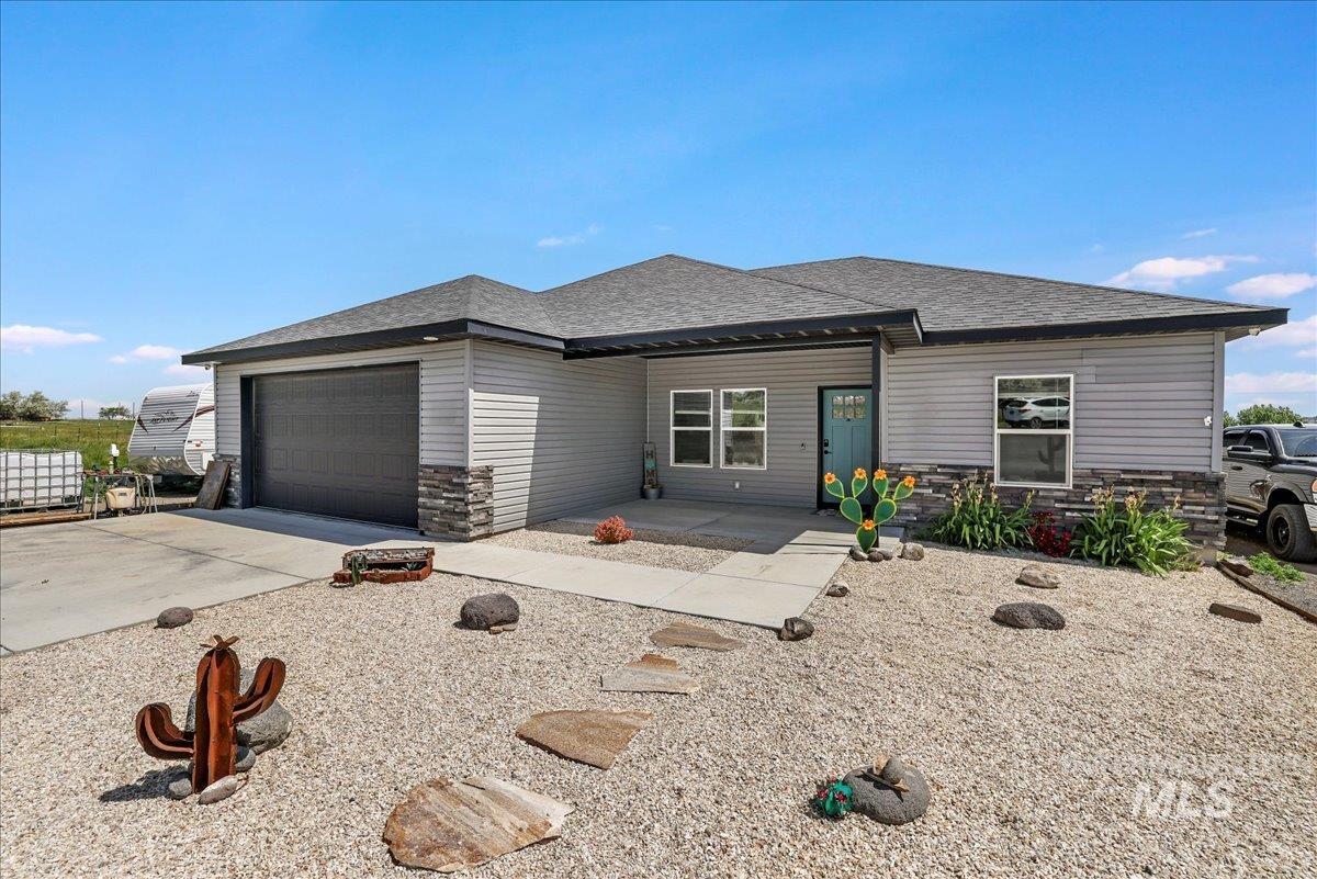 1196 E 4325 N Property Photo 1