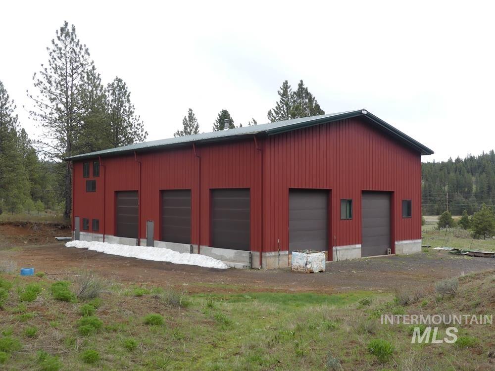 2597 Price Valley Road Property Photo