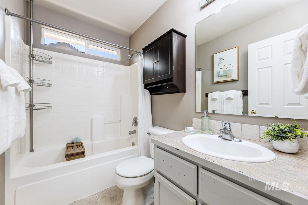 16920 N Chelford Loop Property Photo 15