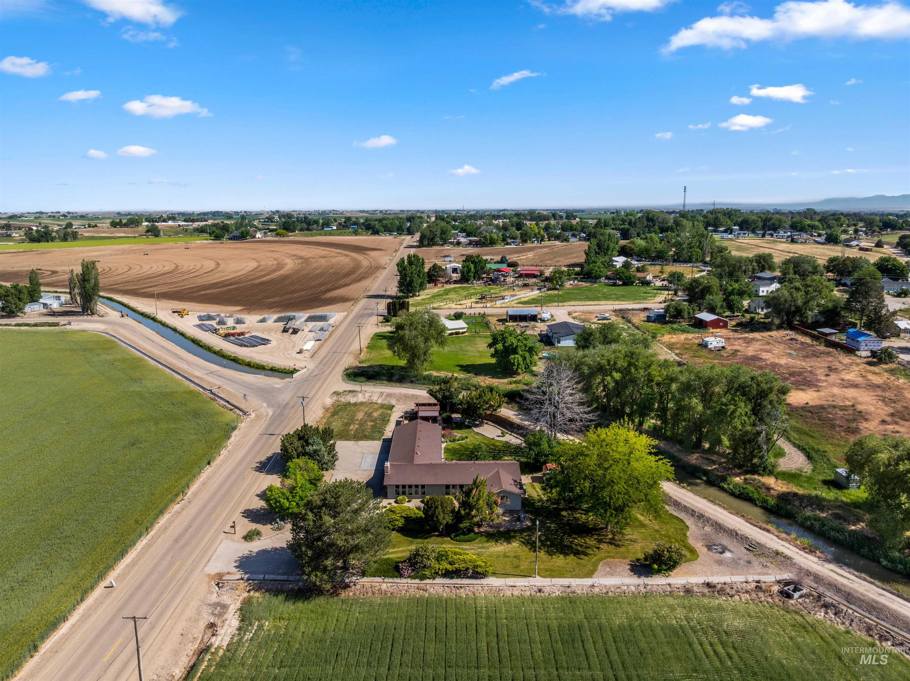 23886 Farmway Rd Property Photo 45