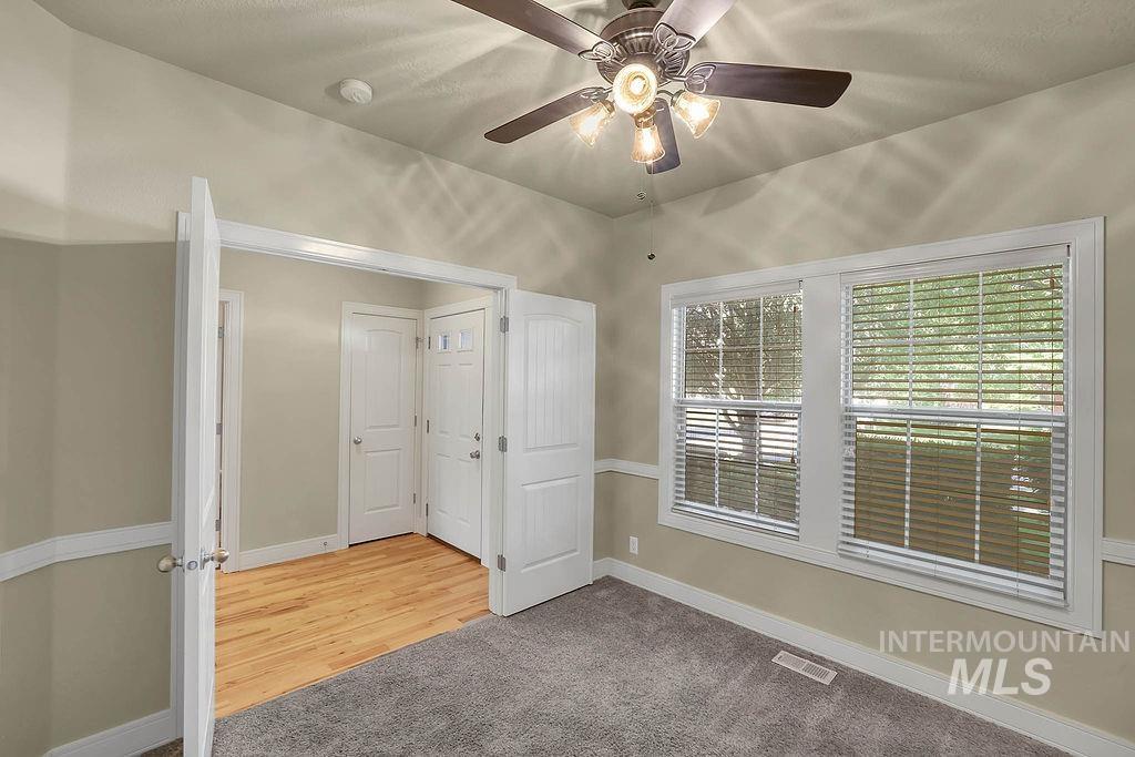 3650 North Park Crossing Ave Property Photo 9