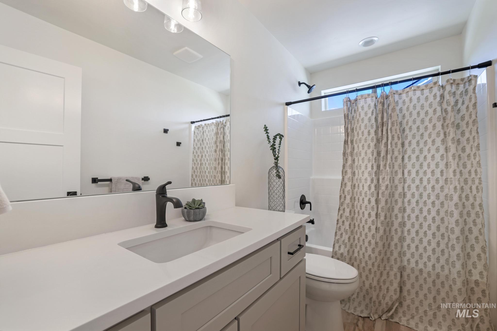 905 E 23rd Ave. Property Photo 20