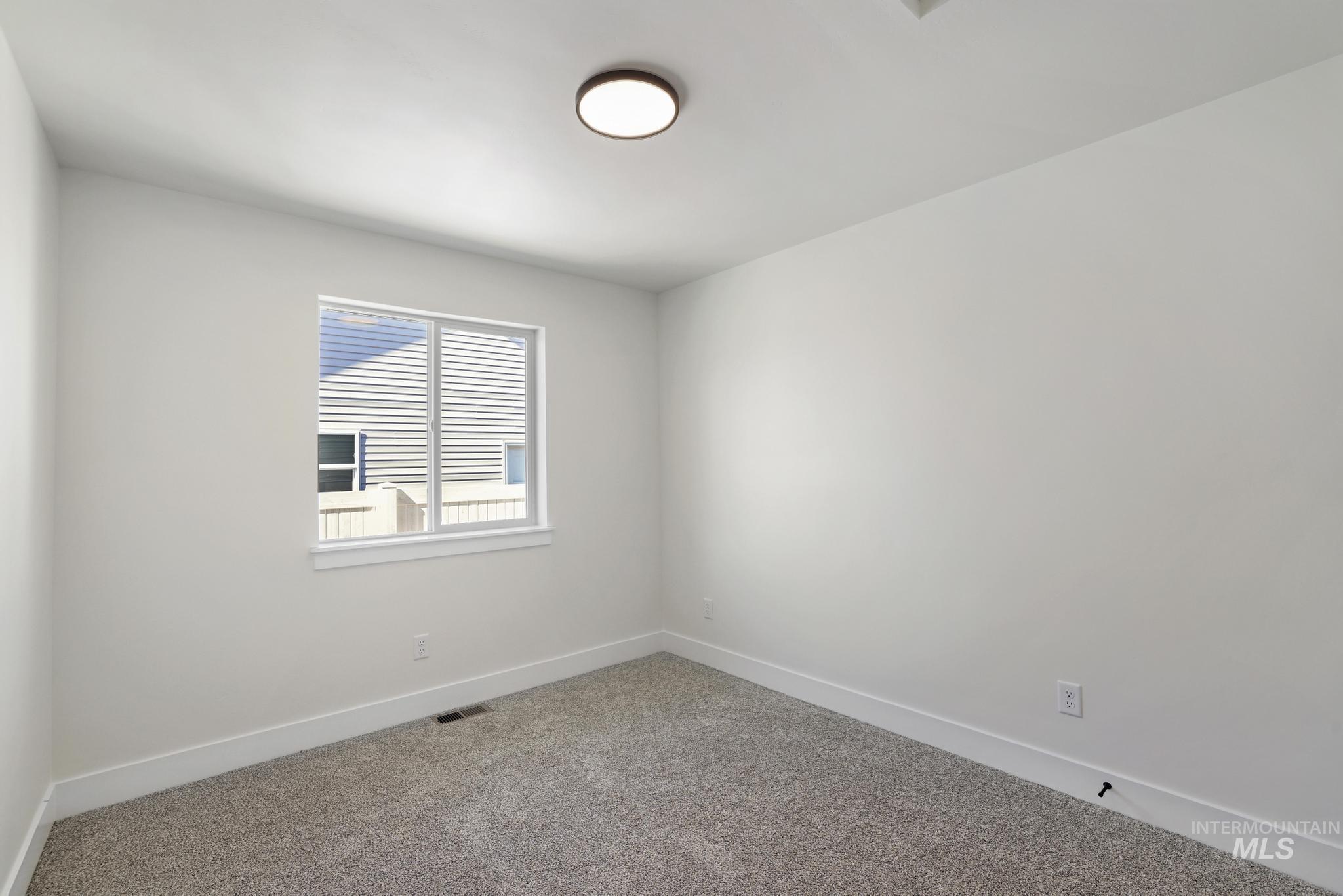 905 E 23rd Ave. Property Photo 21