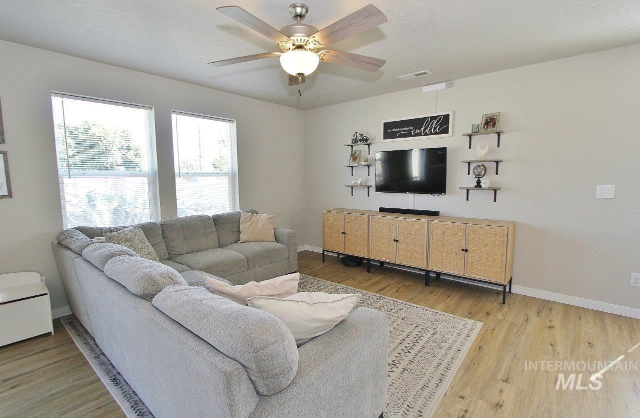 10382 Scout Ridge St Property Photo 8
