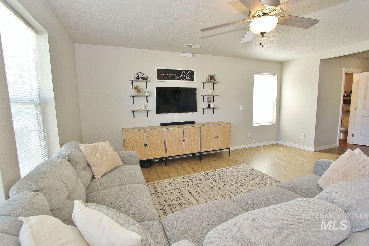 10382 Scout Ridge St Property Photo 9