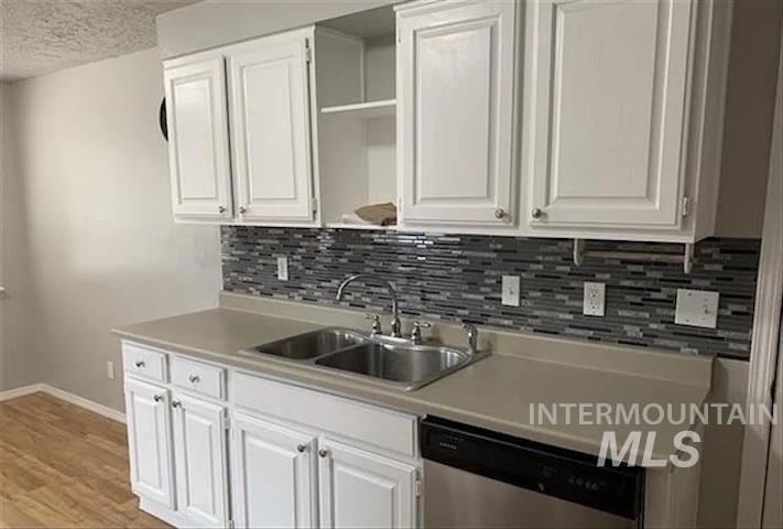 465 Samarra Property Photo 4