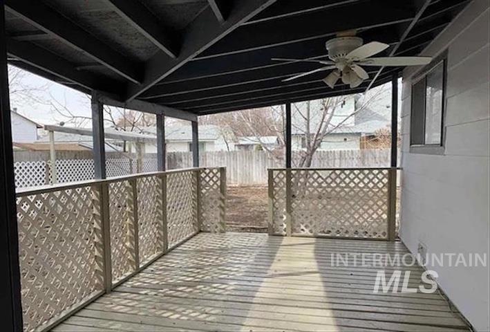 465 Samarra Property Photo 13