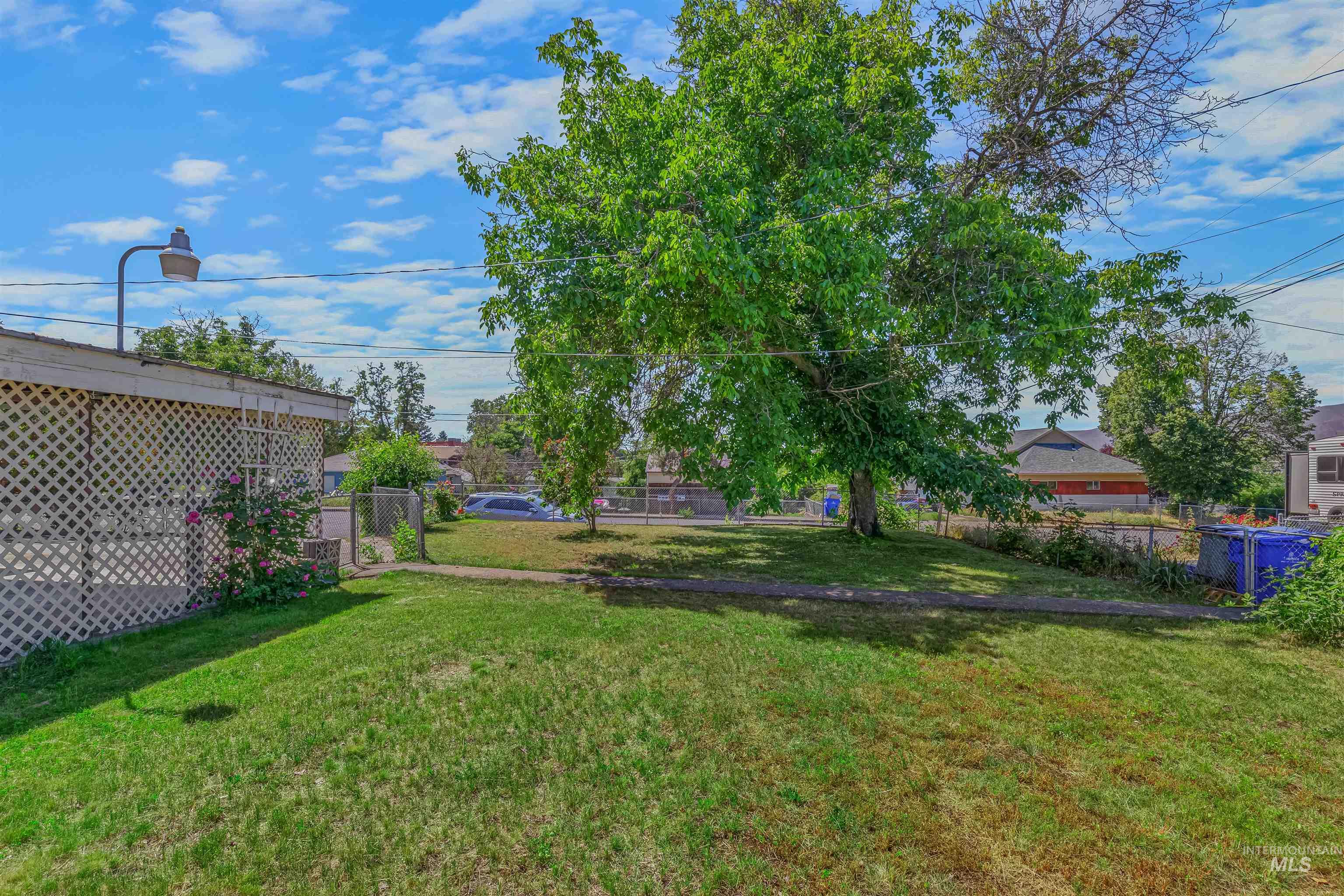 1601 20th Ave Property Photo 38