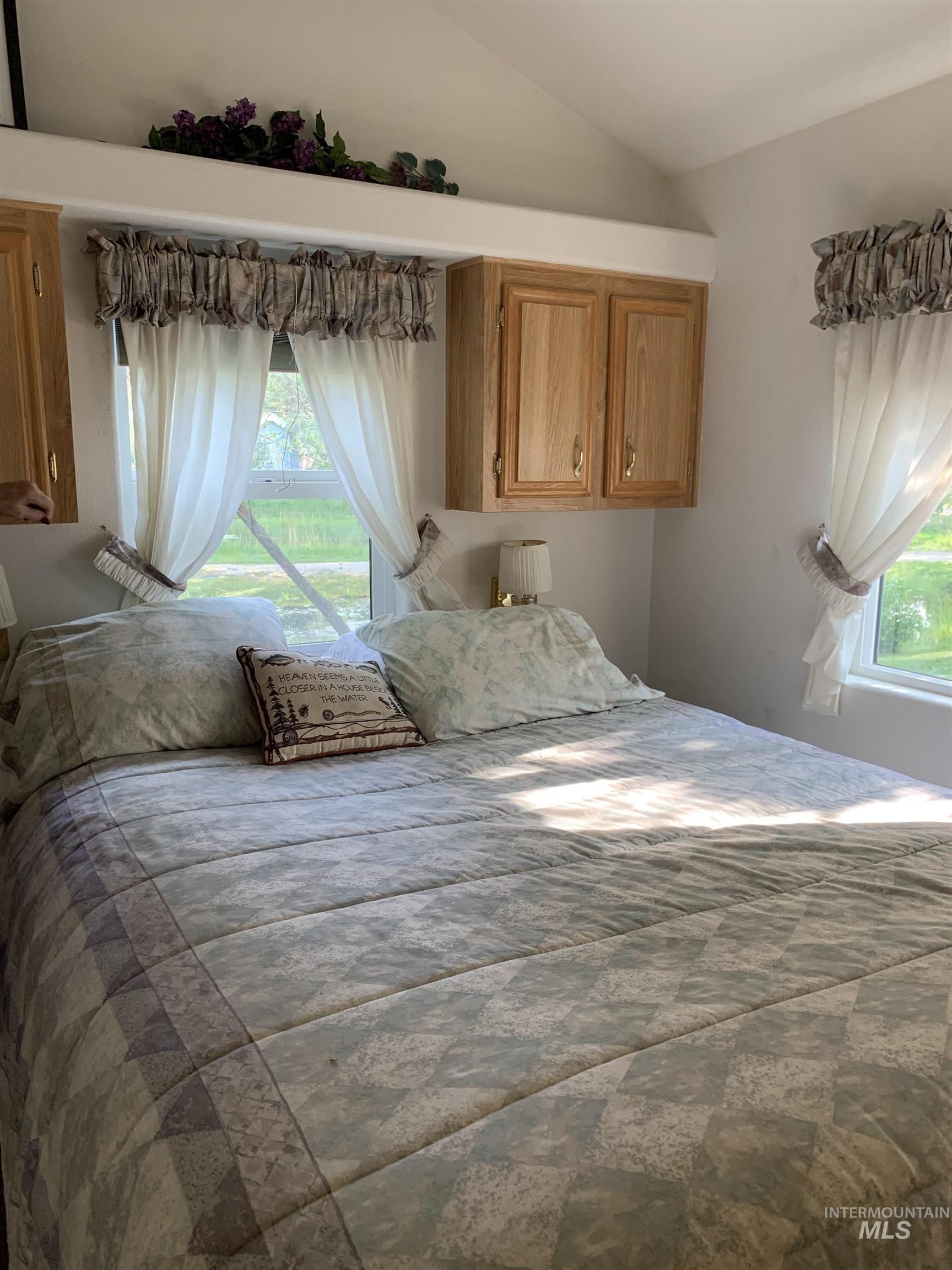 514 E13 Sawyer St Property Photo 17