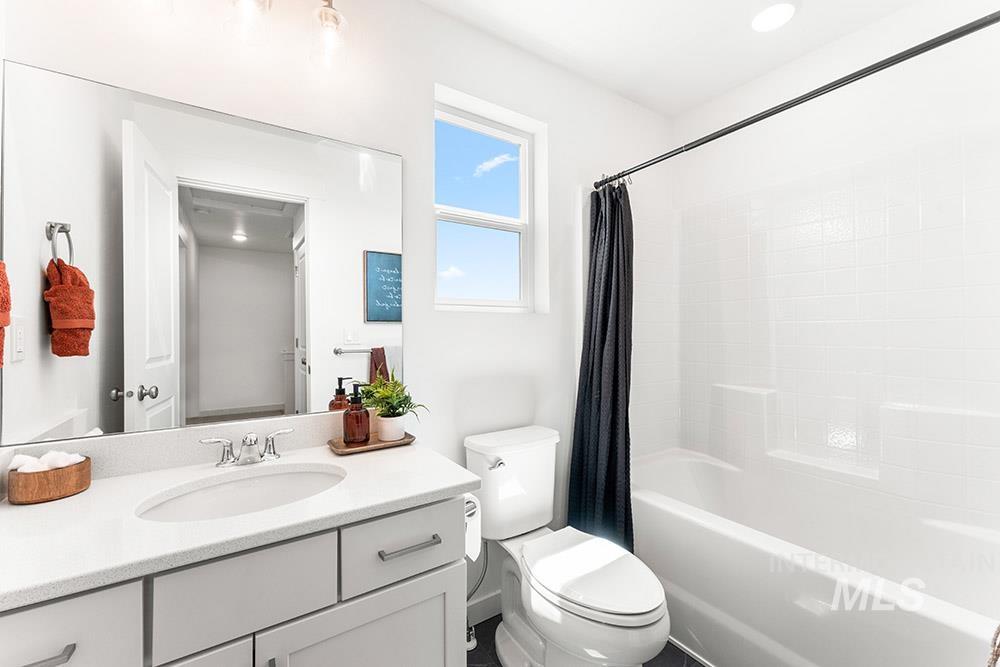 1708 N Timathy Ln Property Photo 15