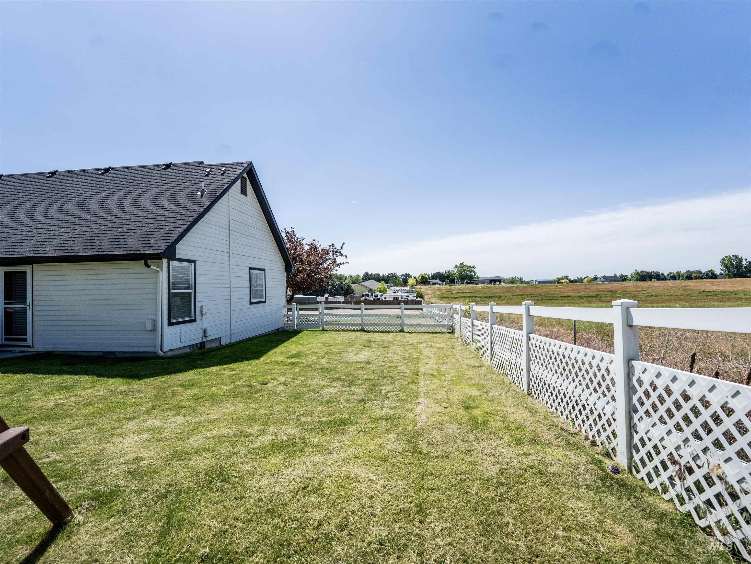 15210 Widgeon Property Photo 5