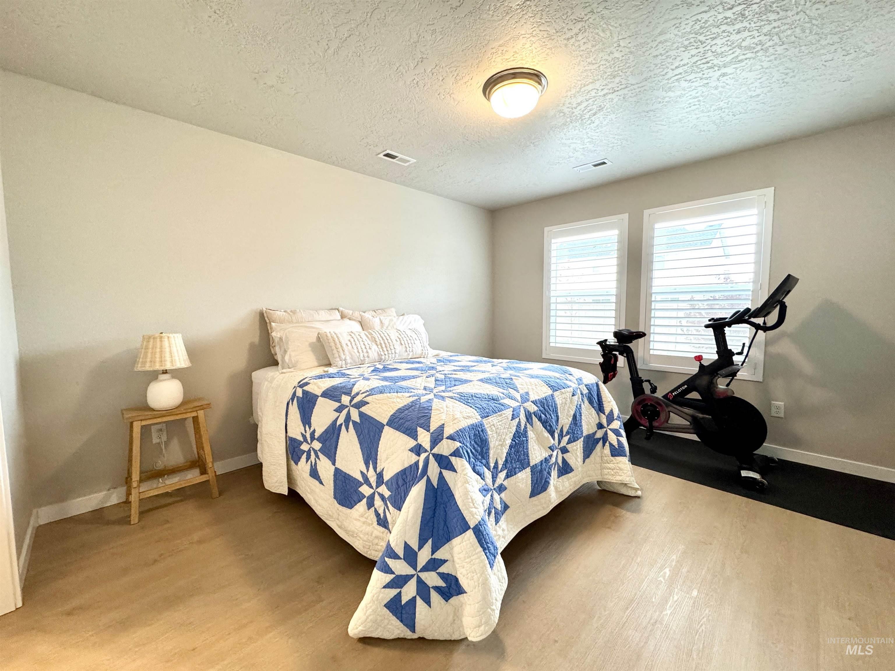 12288 Varga St Property Photo 12