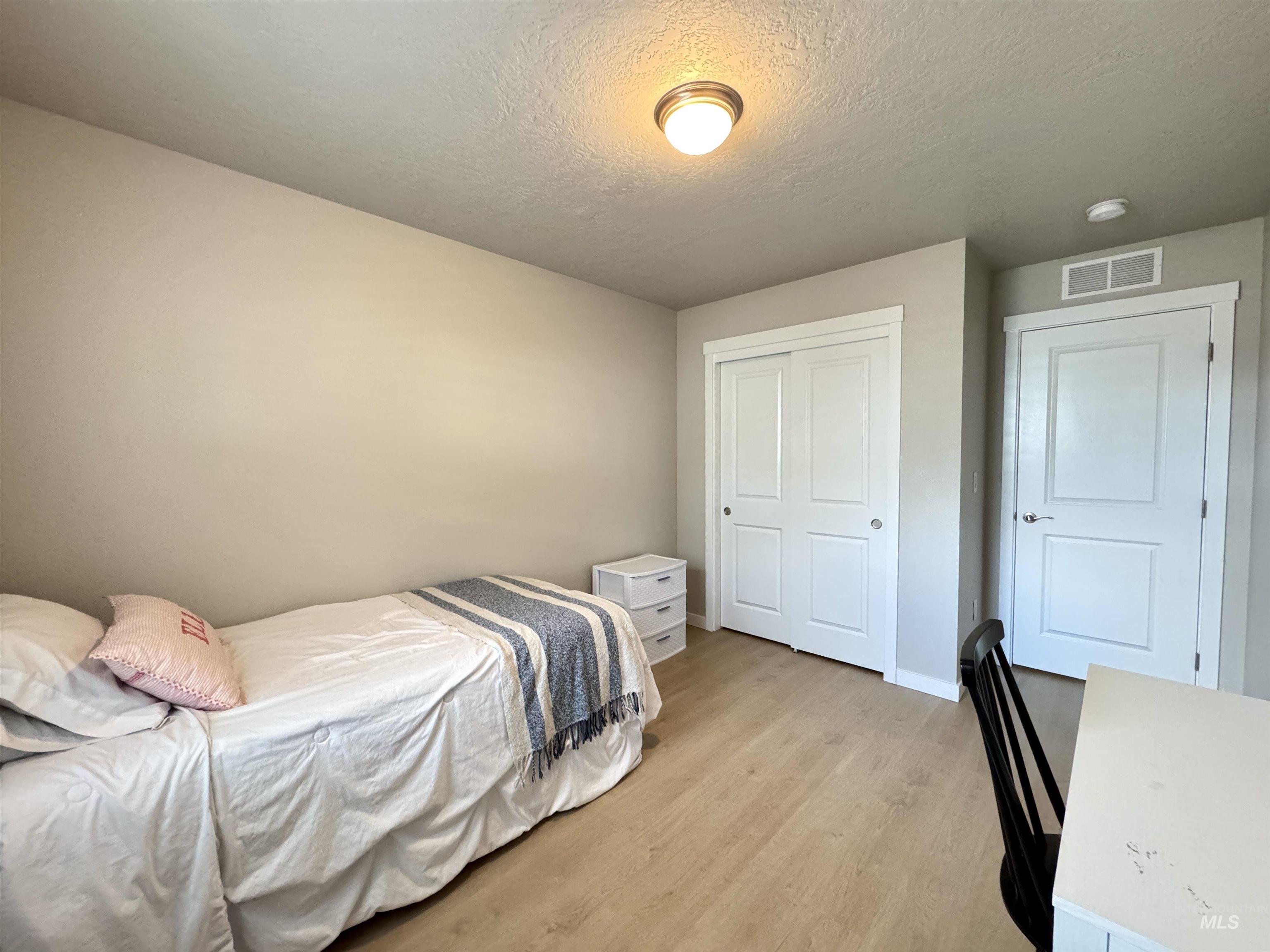 12288 Varga St Property Photo 17