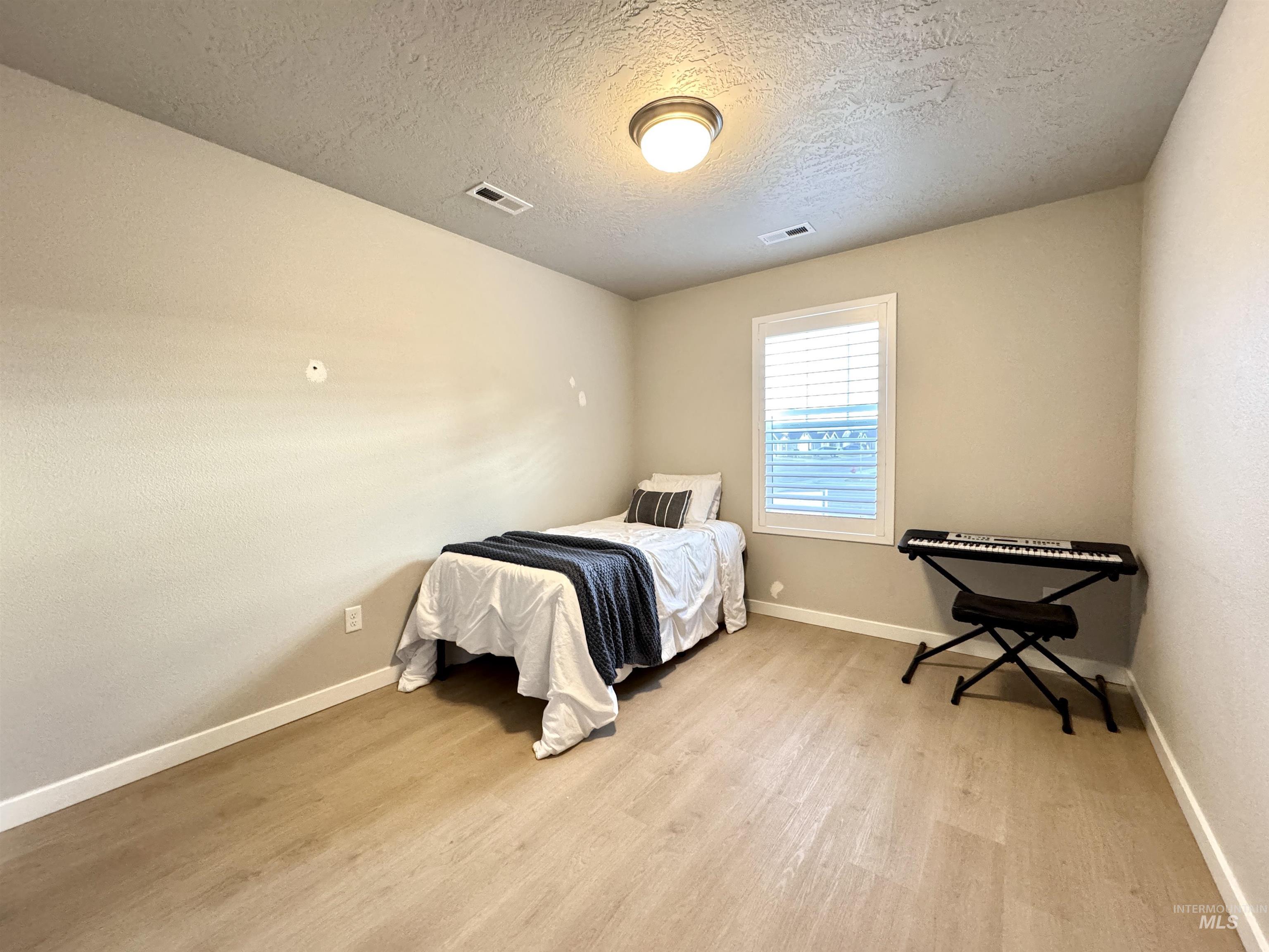 12288 Varga St Property Photo 19