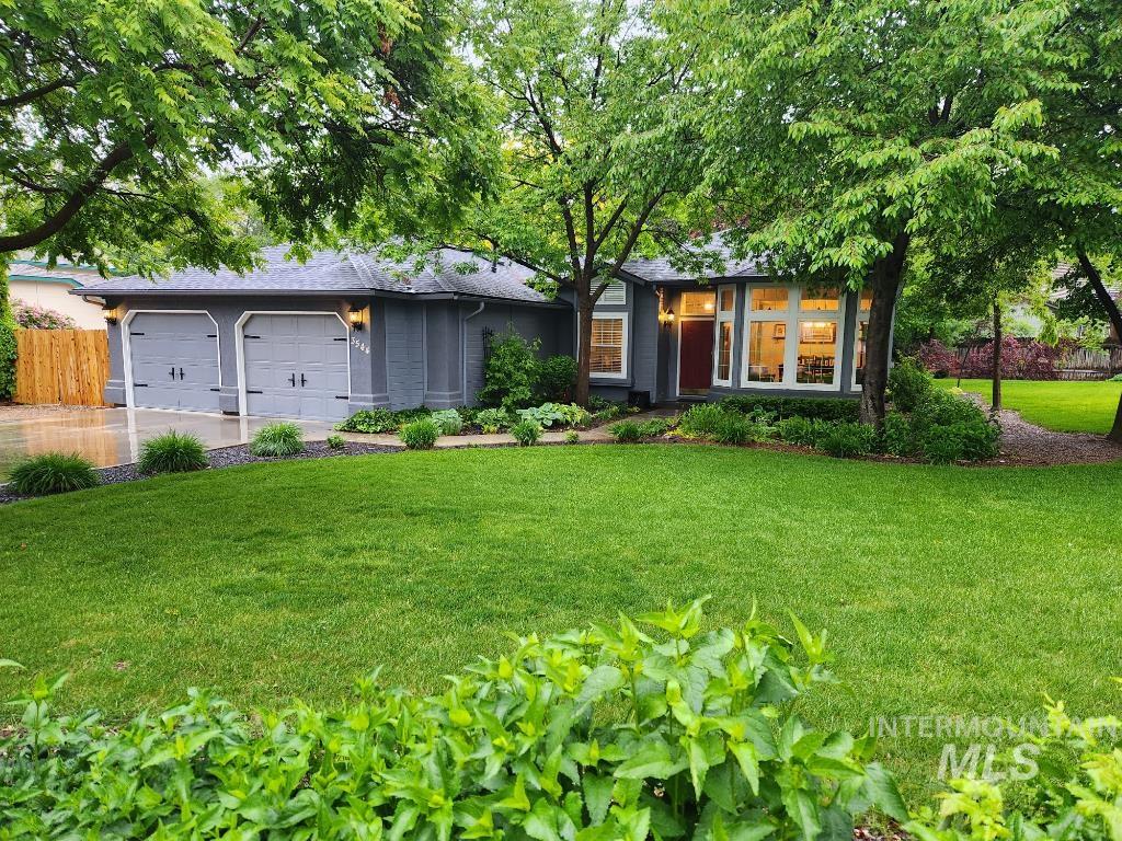 3544 S Canonero Way Property Photo 1