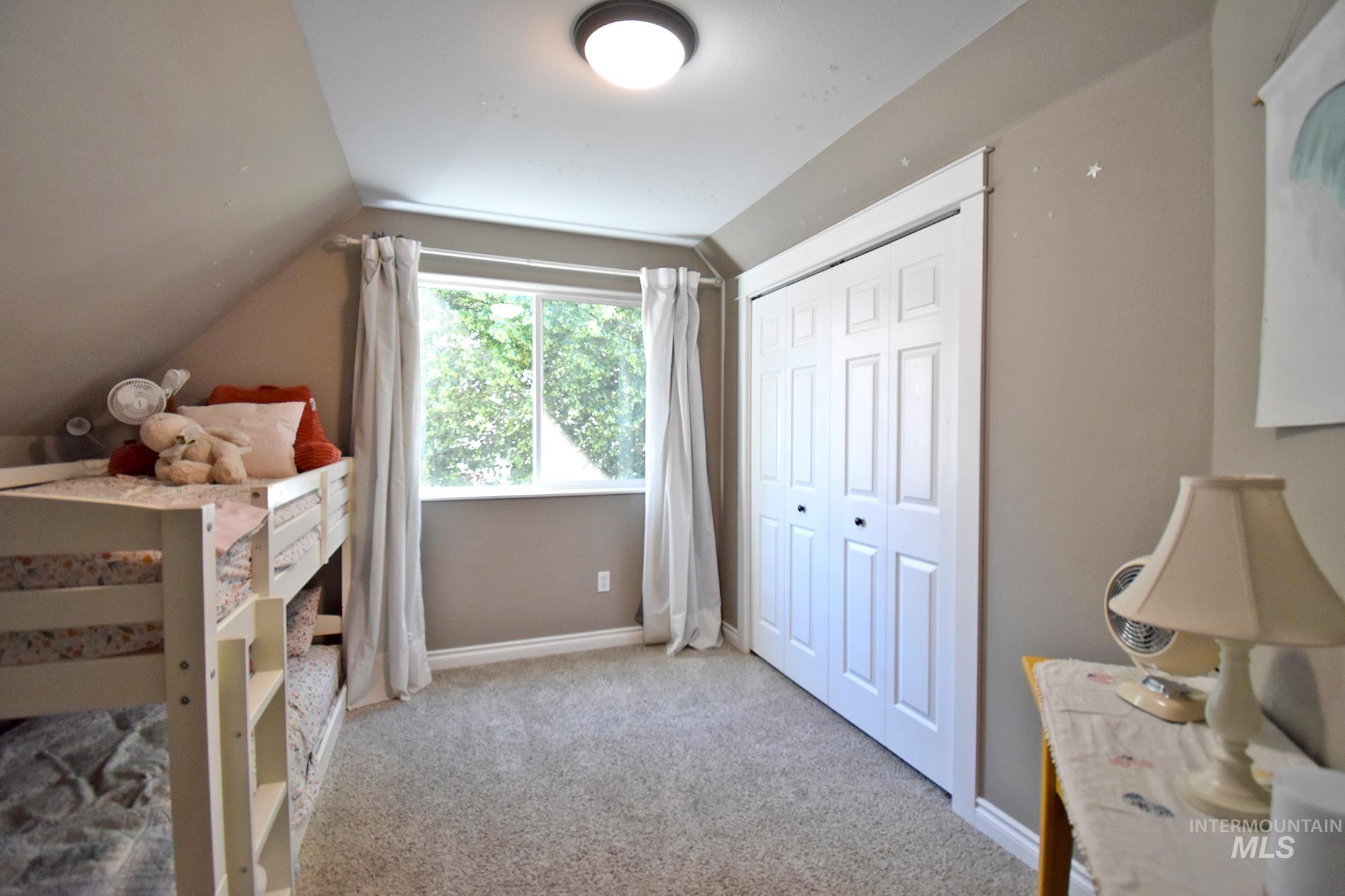 301 State Street Property Photo 16