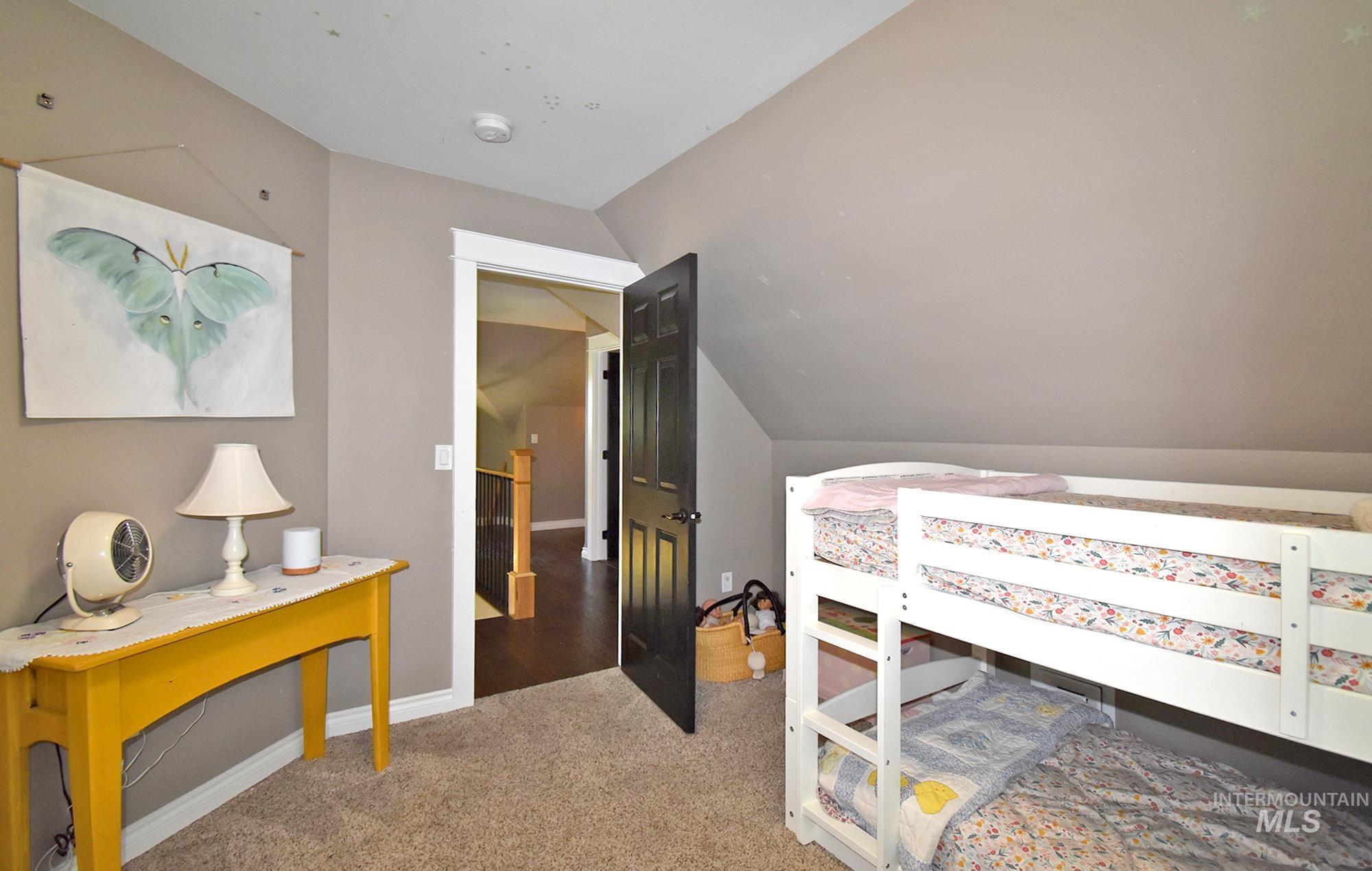 301 State Street Property Photo 17