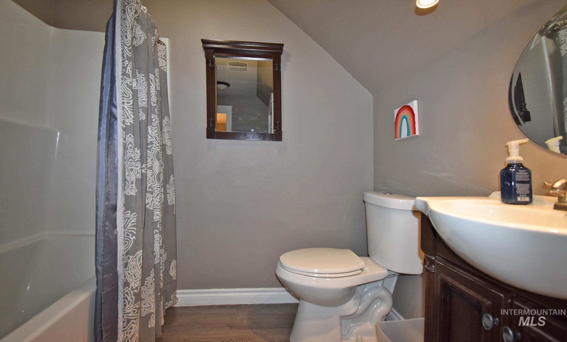 301 State Street Property Photo 18