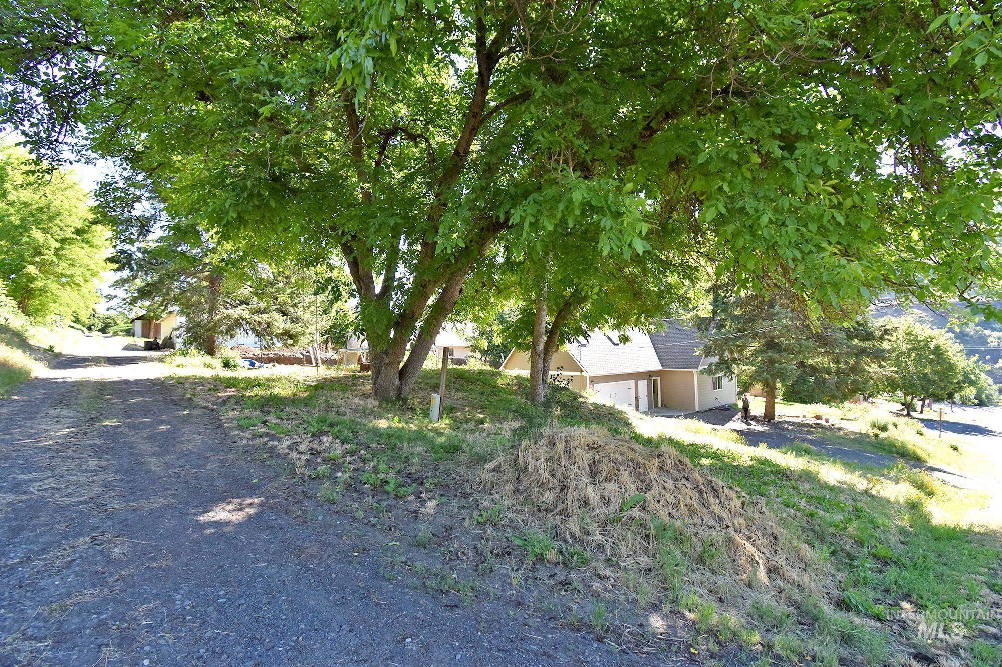 301 State Street Property Photo 37