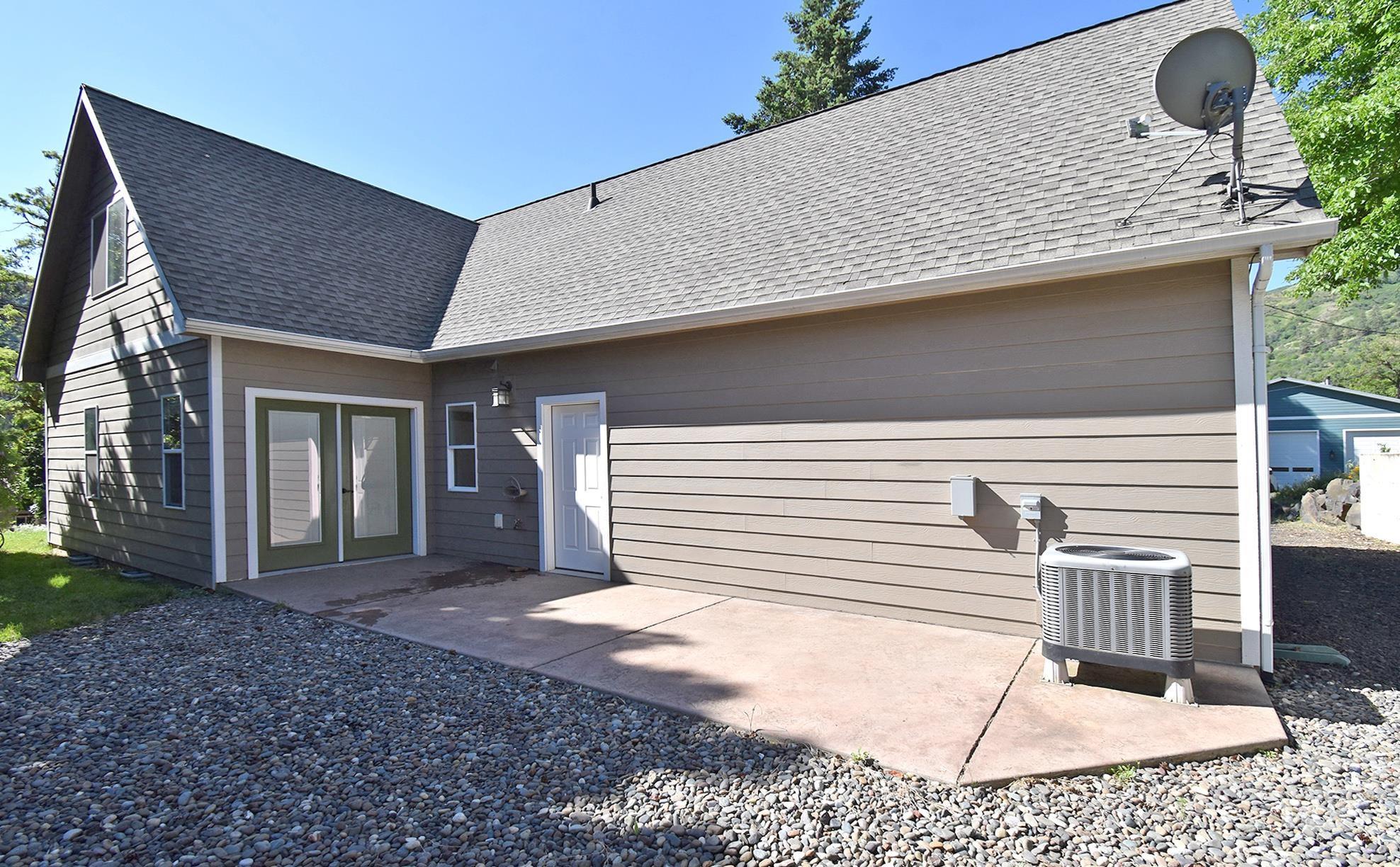 301 State Street Property Photo 44