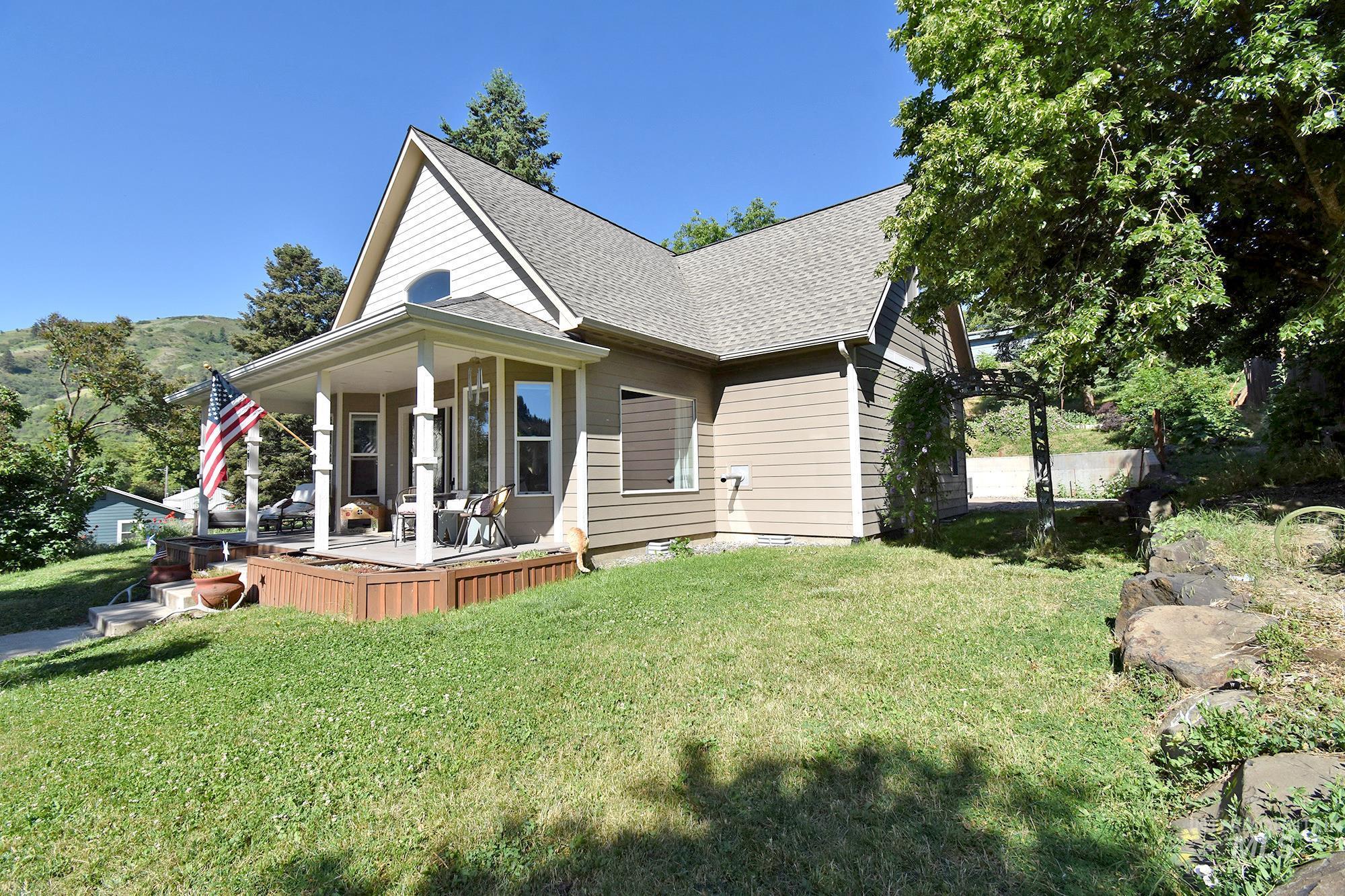 301 State Street Property Photo 48