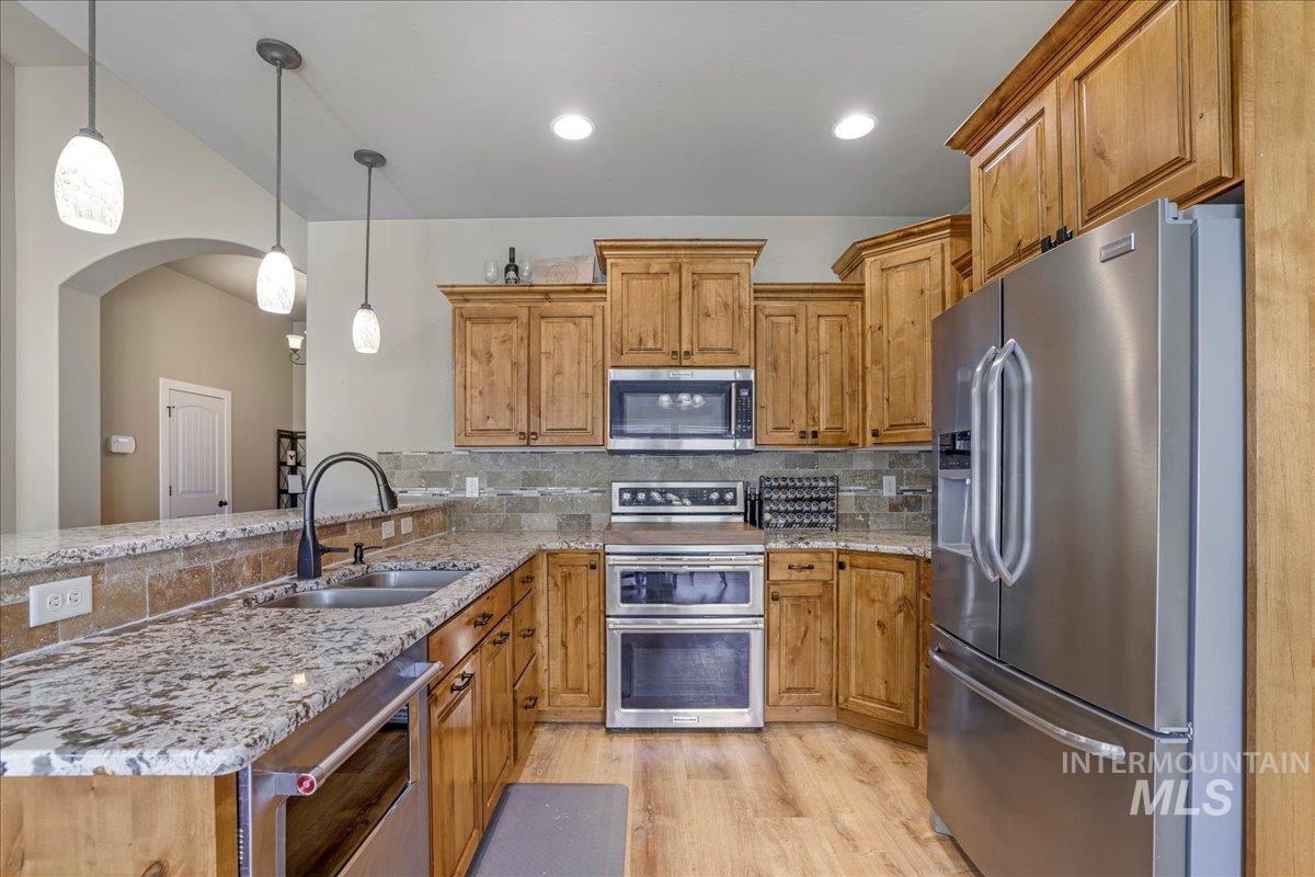 2694 Meadowbrook Dr. Property Photo 5
