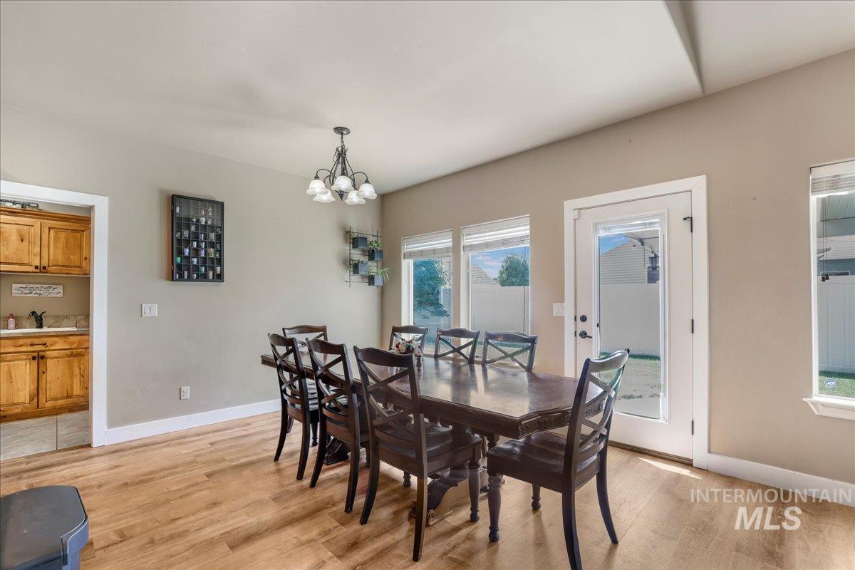 2694 Meadowbrook Dr. Property Photo 8