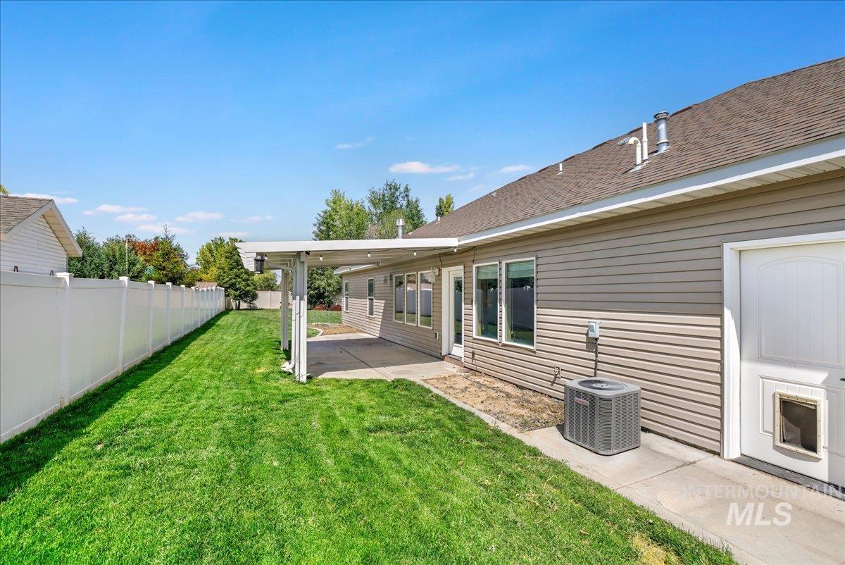 2694 Meadowbrook Dr. Property Photo 28