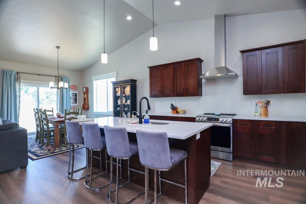 425 October Sky St Property Photo 10