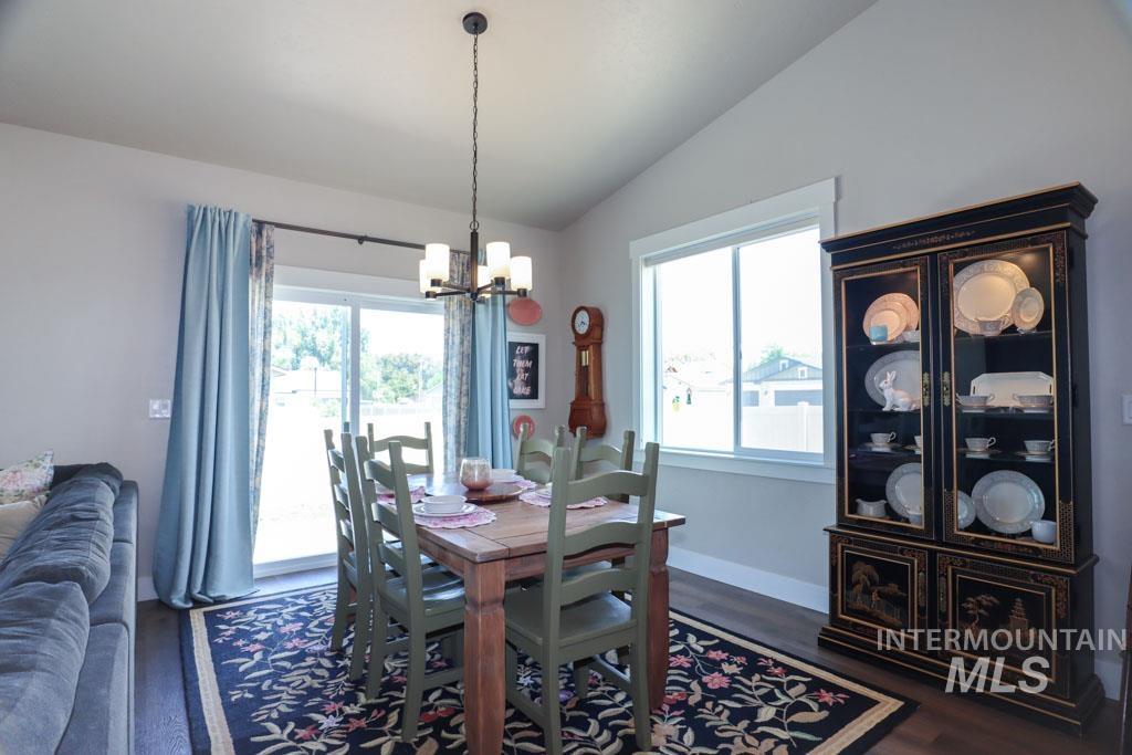 425 October Sky St Property Photo 16