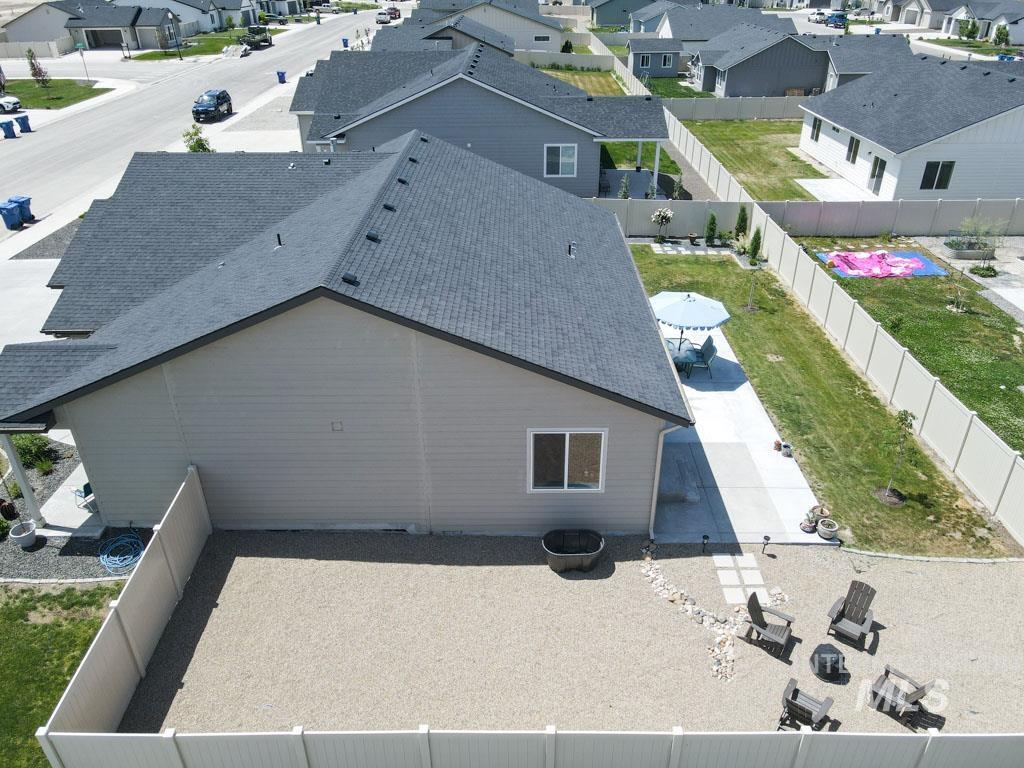 425 October Sky St Property Photo 42