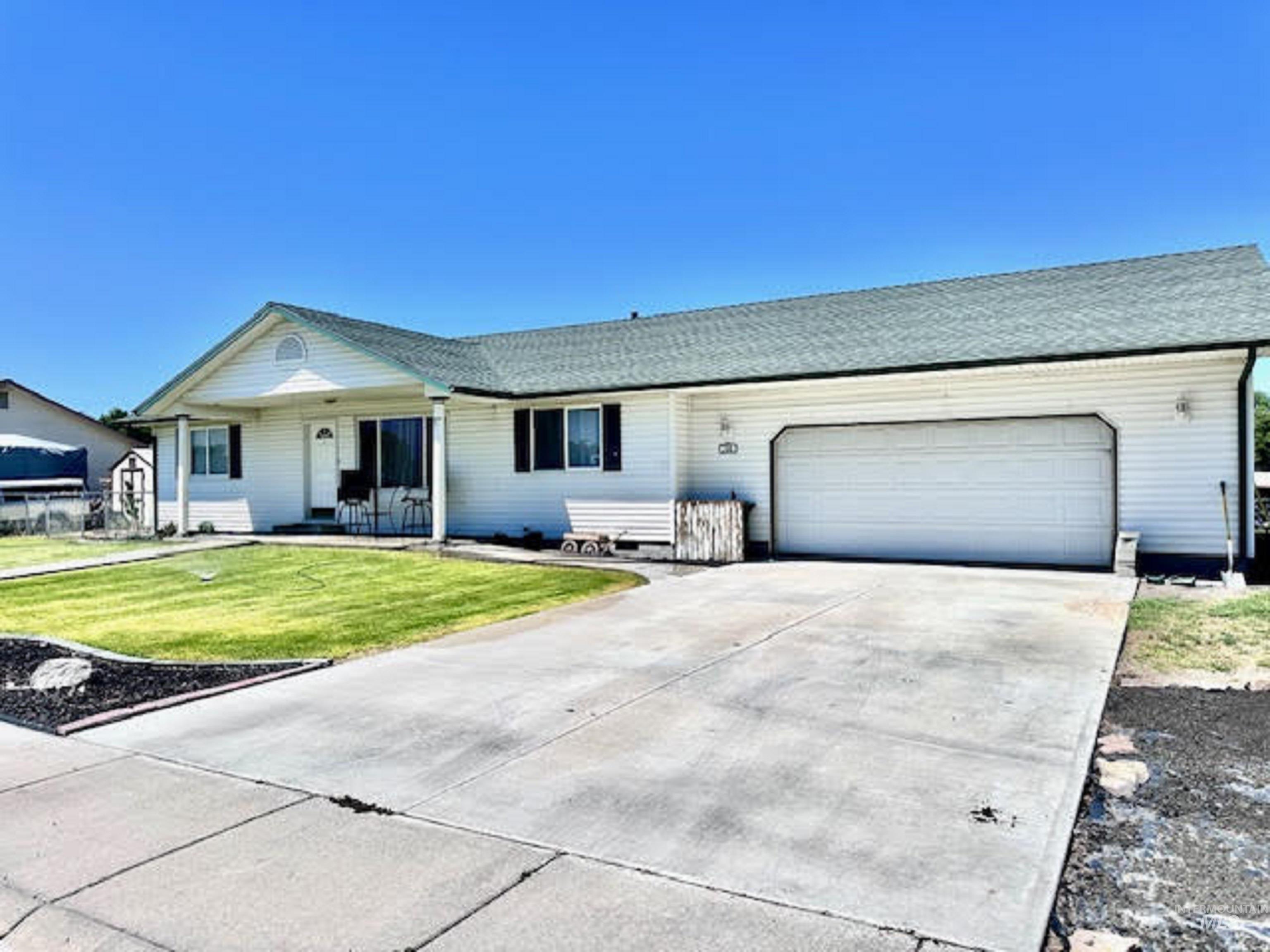 200 Eagle Property Photo 1