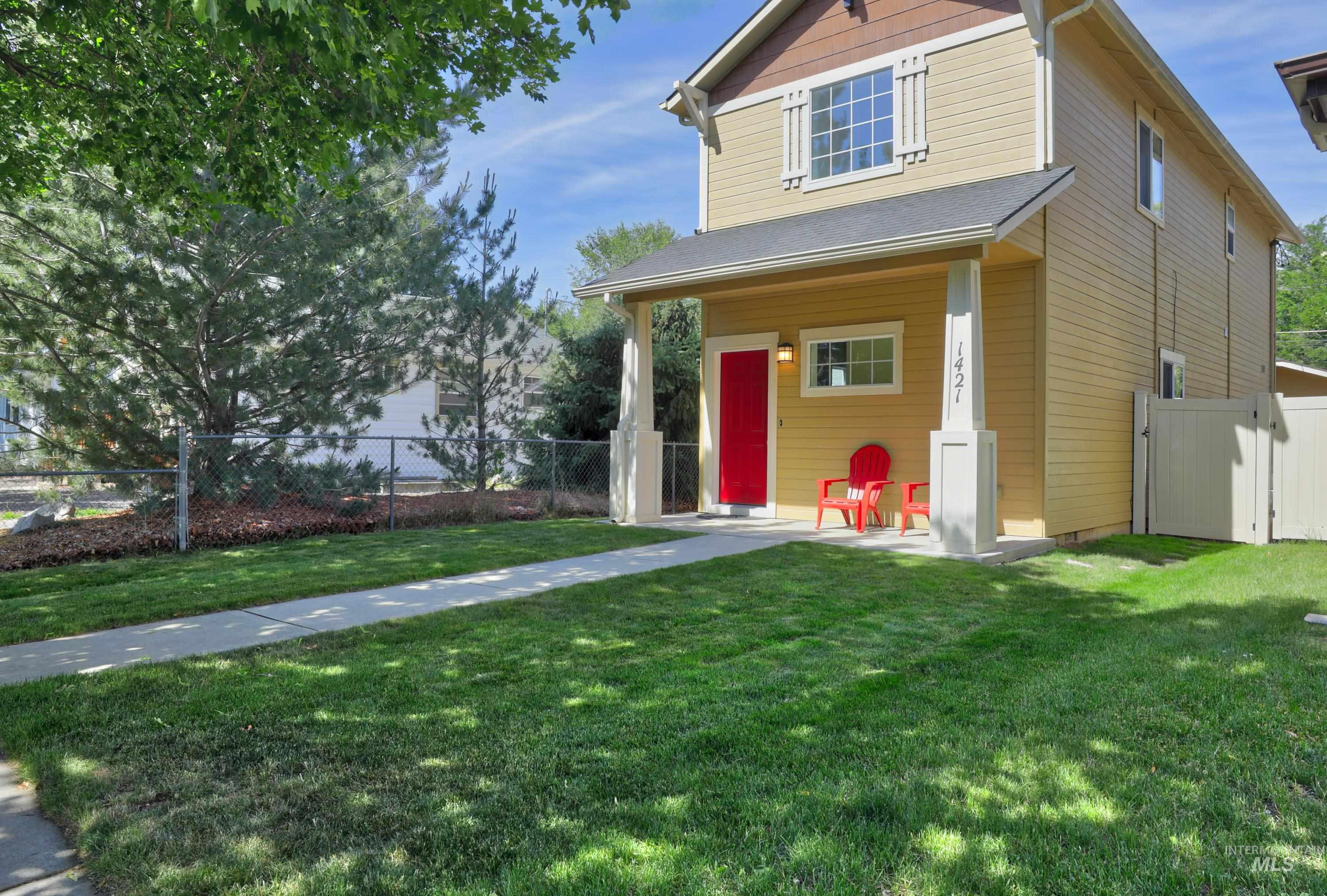 1421 S Denver Ave Property Photo 1