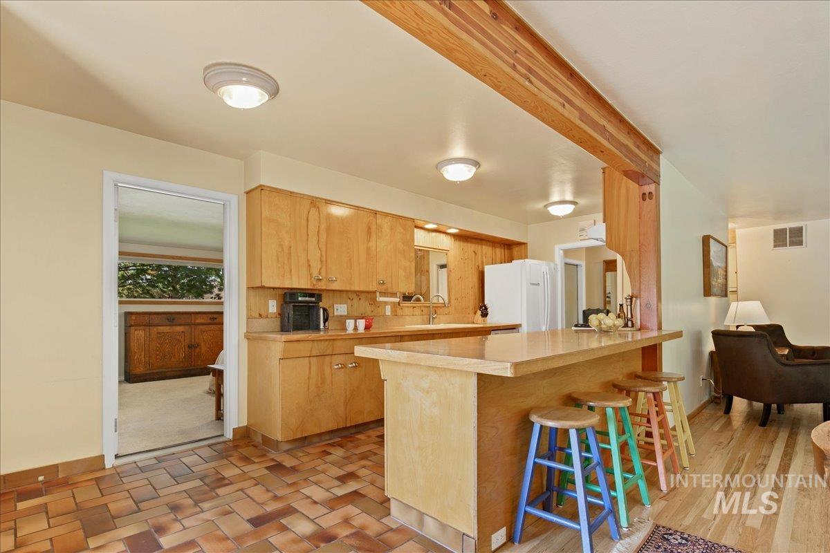424 N Mobley Dr Property Photo 10