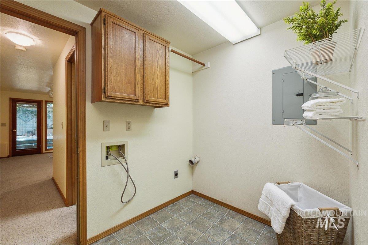 5594 N Northwall Pl Property Photo 23