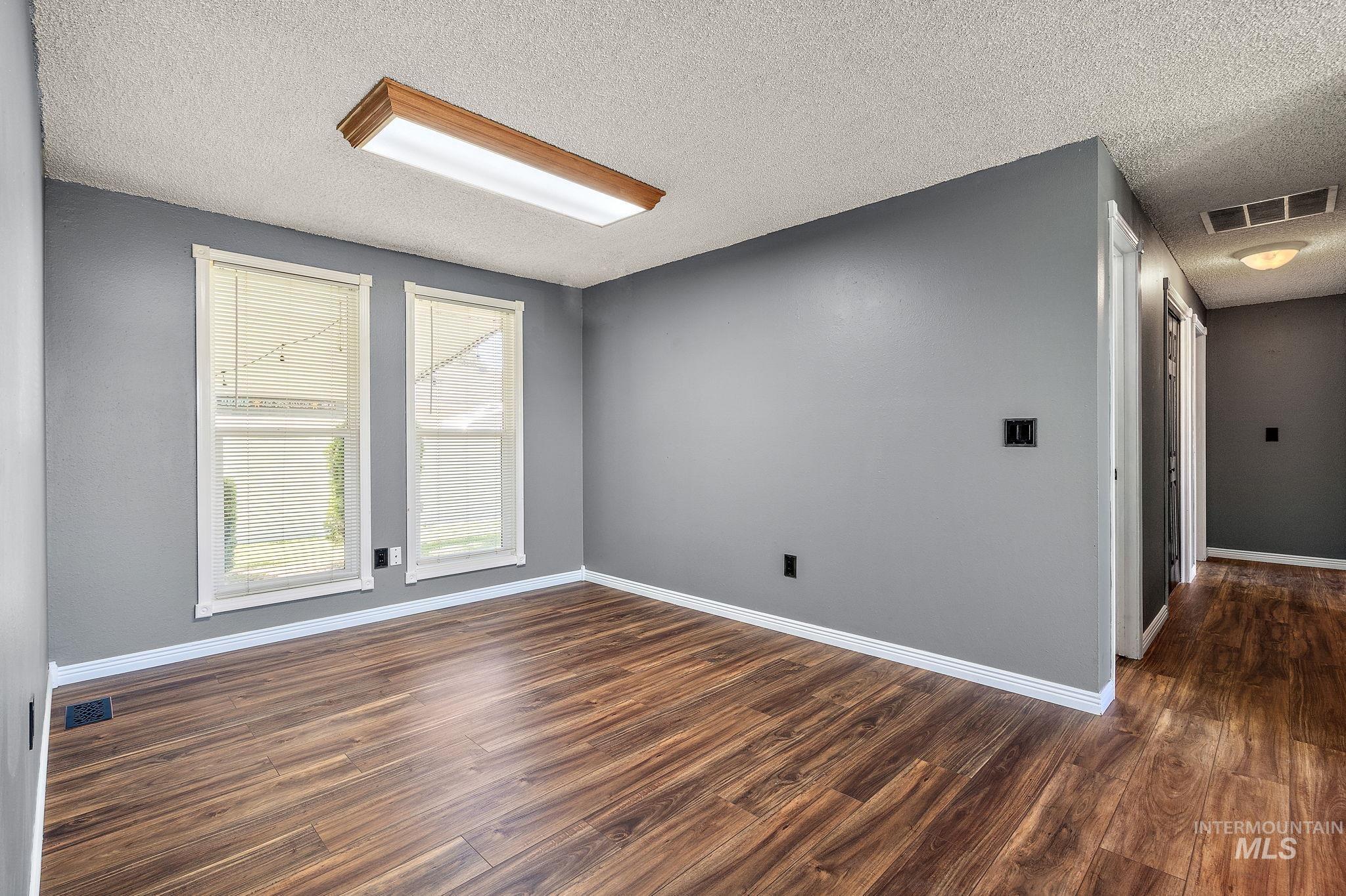 65 S Skye Dr. Property Photo 18