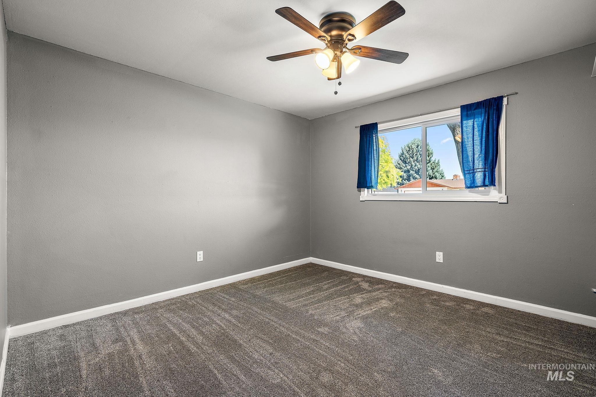 65 S Skye Dr. Property Photo 23