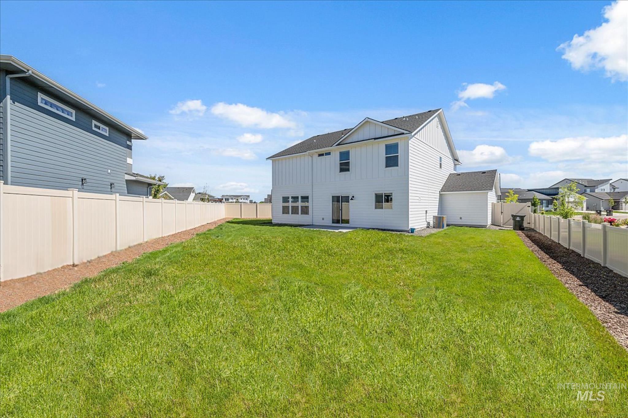 4849 N Willowside Ave Property Photo 46