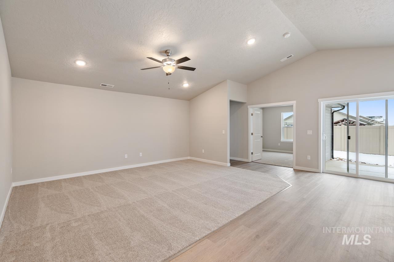 19173 Red Eagle Way Property Photo 3