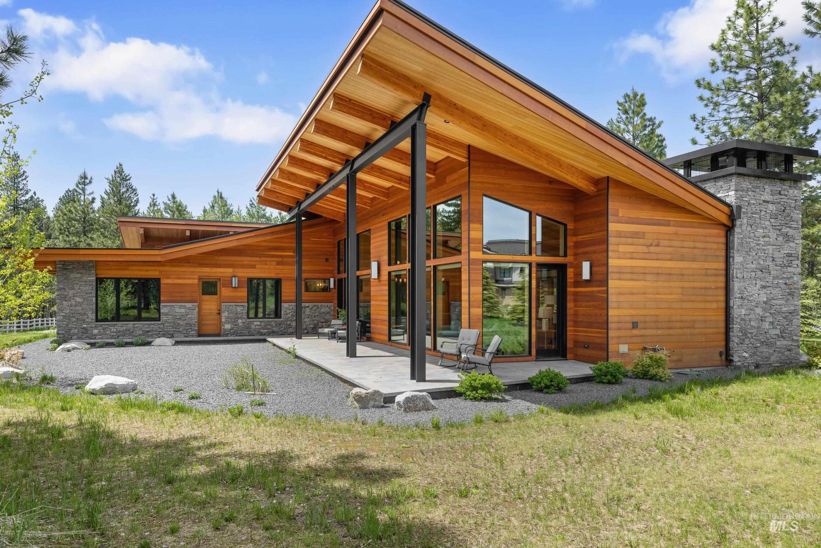 306 Whitetail Drive Property Photo 3